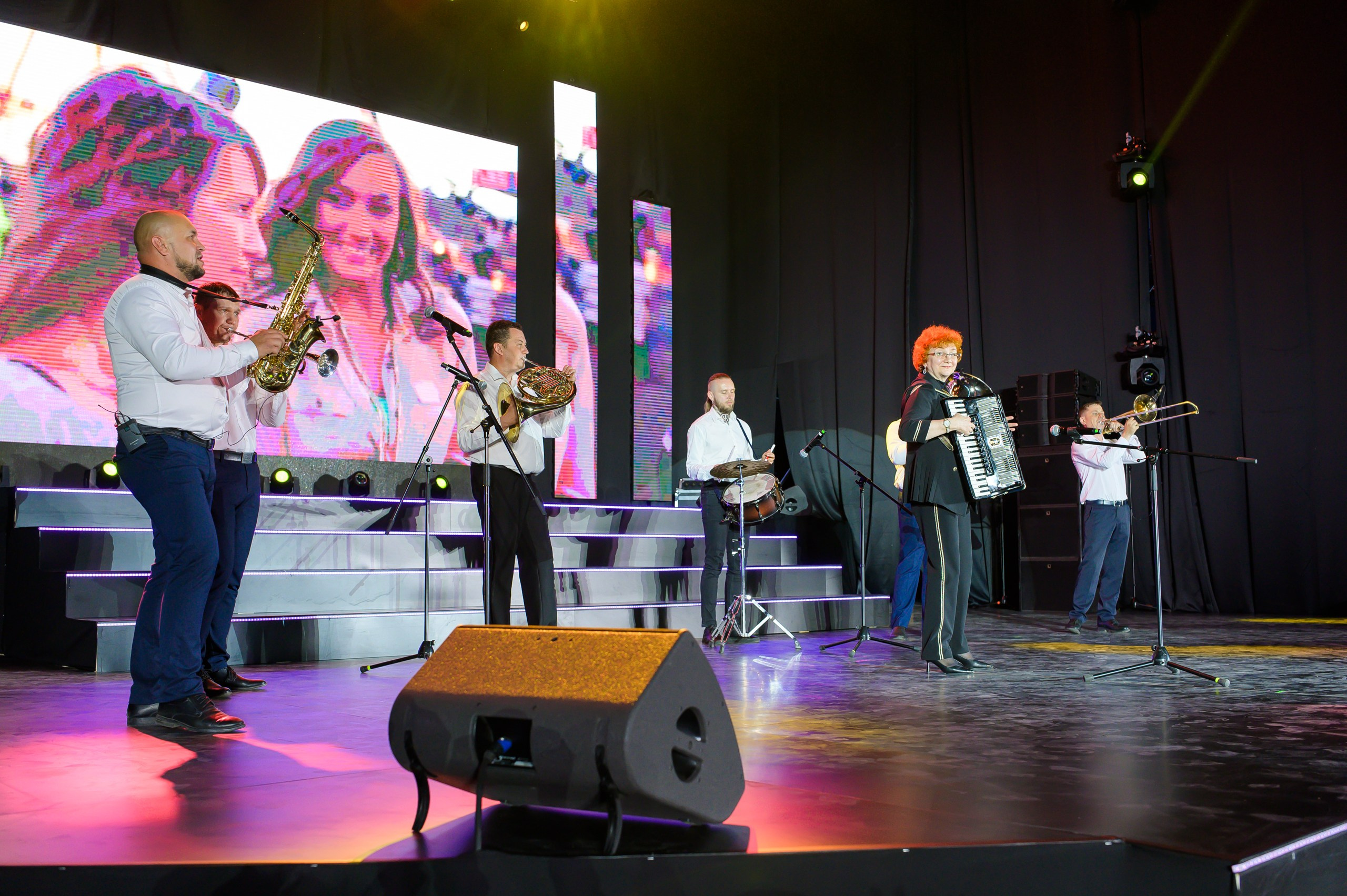 День Соц работника. Фотограф в Кемерово Владислав Шульц