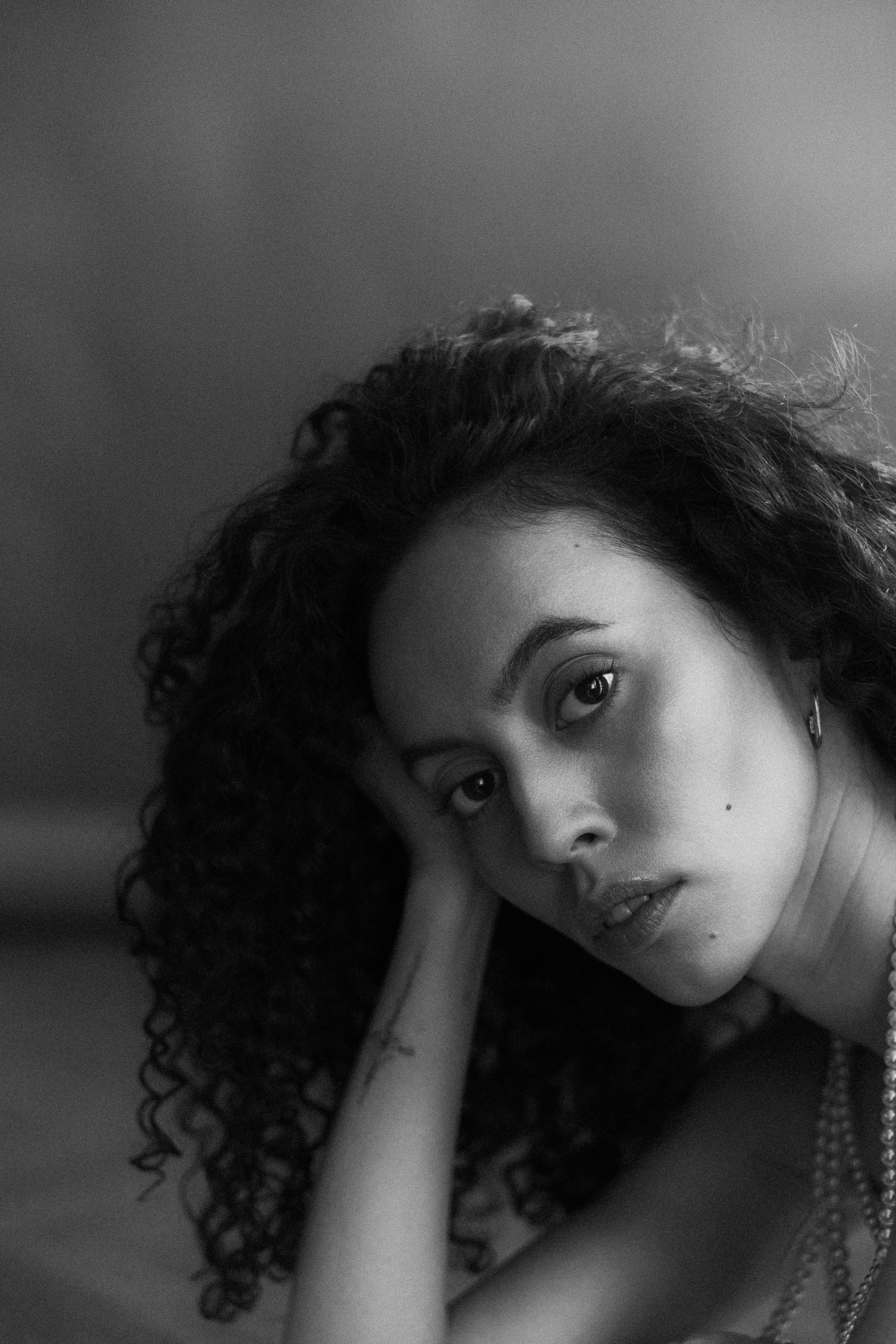 Студийная съемка Агата. Главная