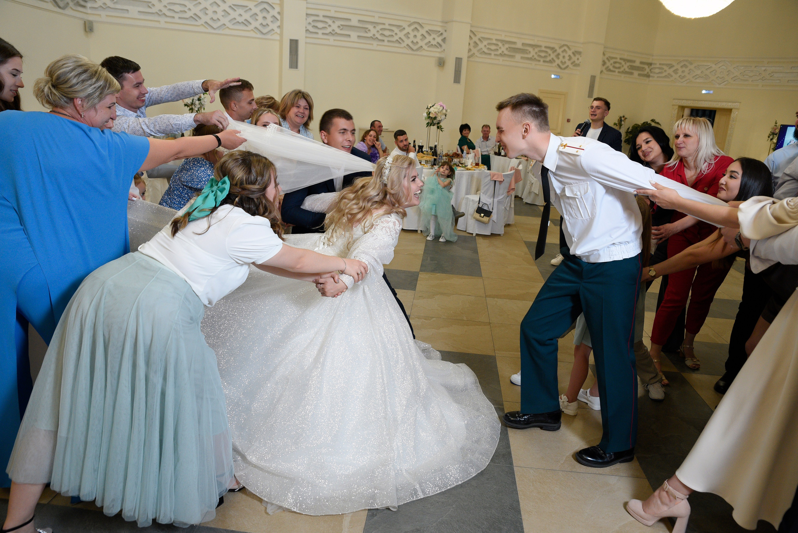 Ольга & Александр. Стильный репортаж и кадры как в кино