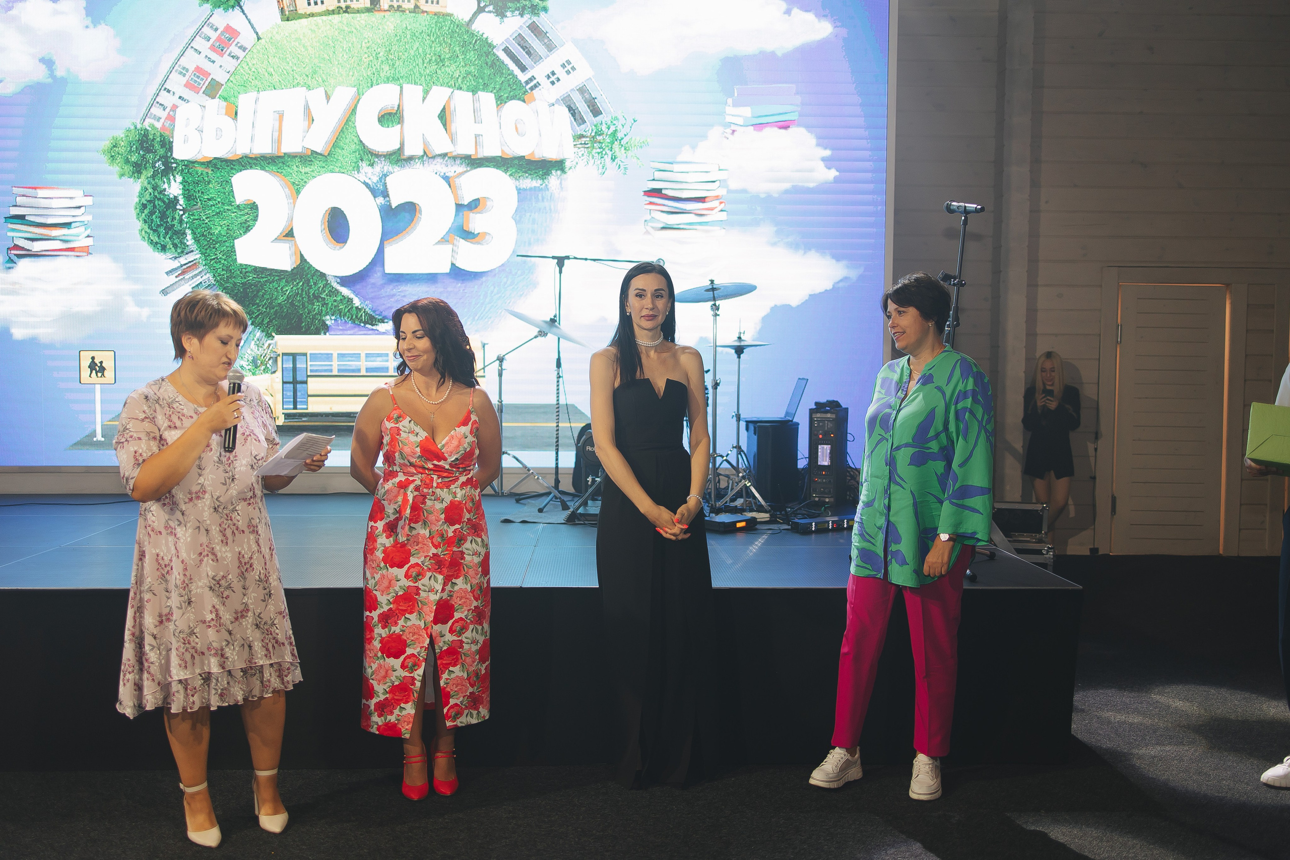 Выпускной Сосны. Свадебный и женский фотограф