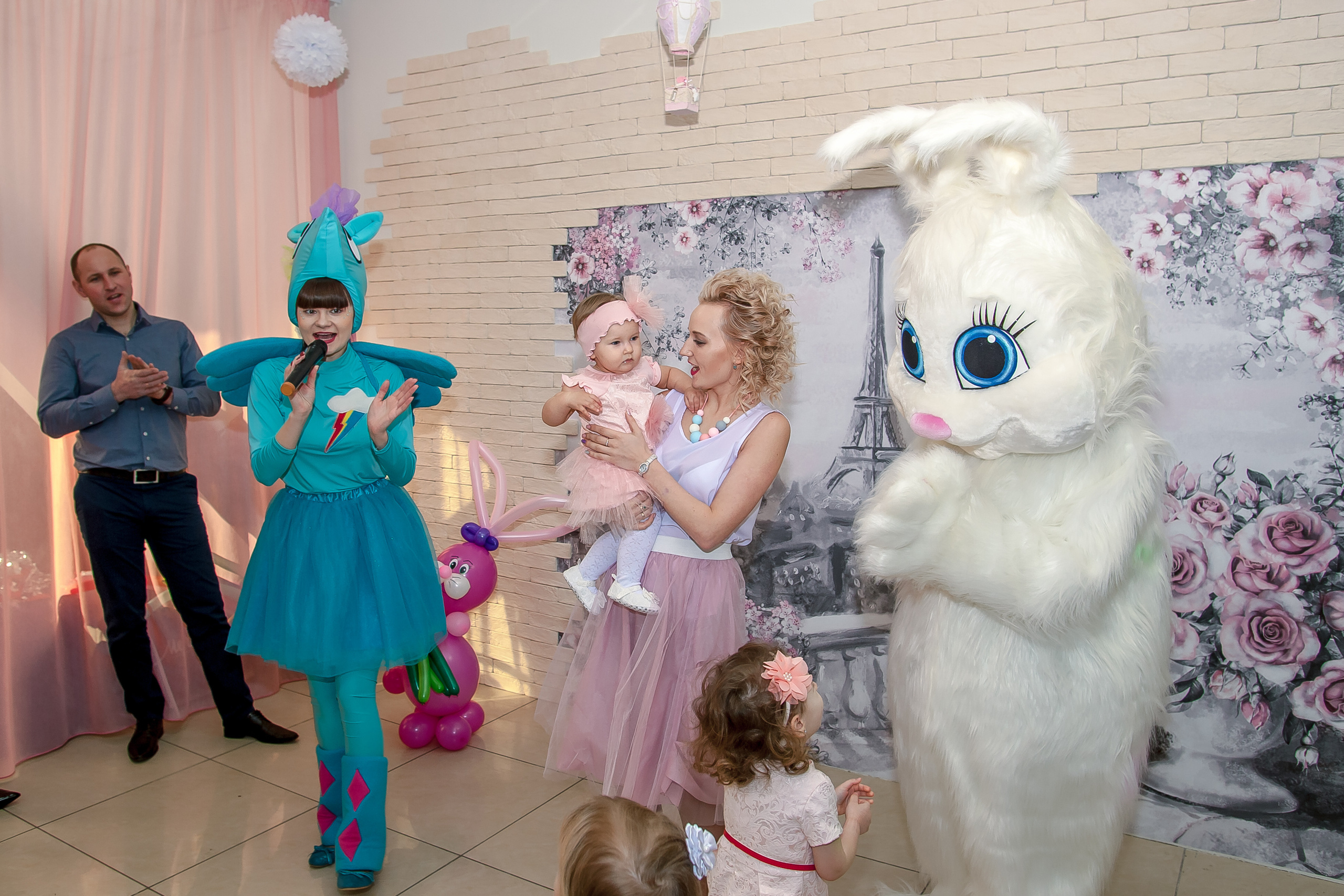 День рождения Маши (1 годик). Репортажная съемка в Москве и области. Анималистика