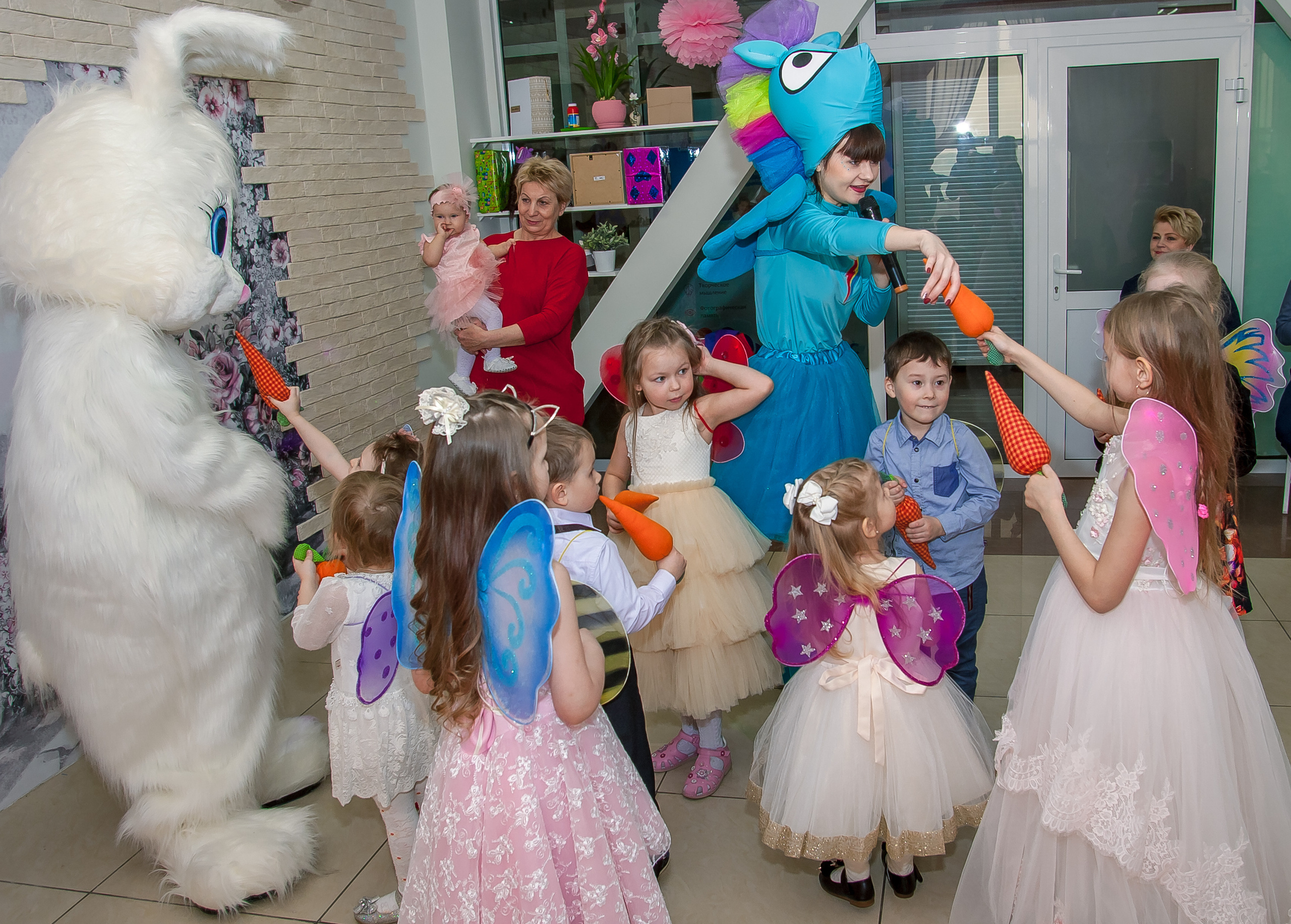 День рождения Маши (1 годик). Репортажная съемка в Москве и области. Анималистика