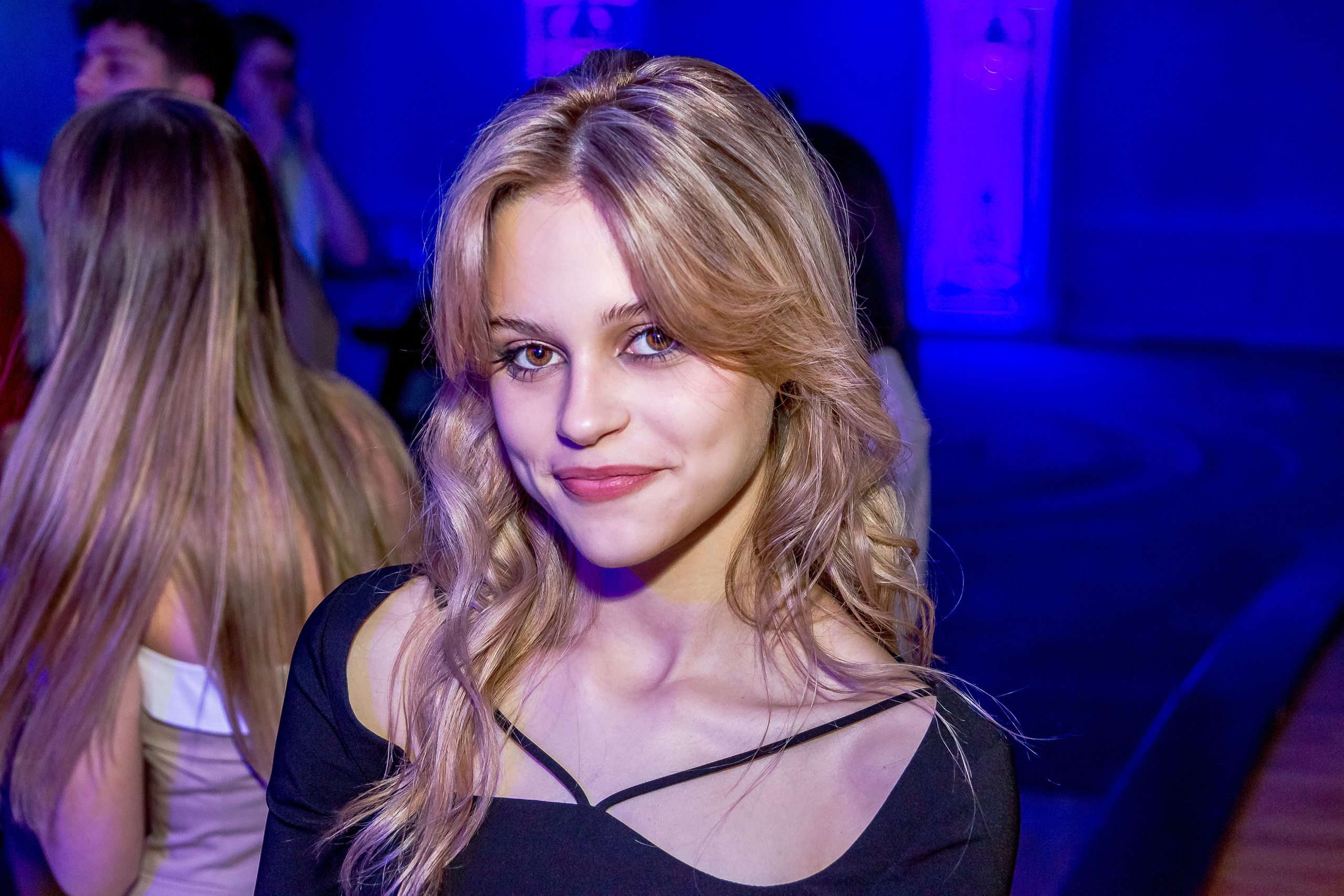 Случайные женские портреты. Репортажная съемка в Москве и области. Анималистика