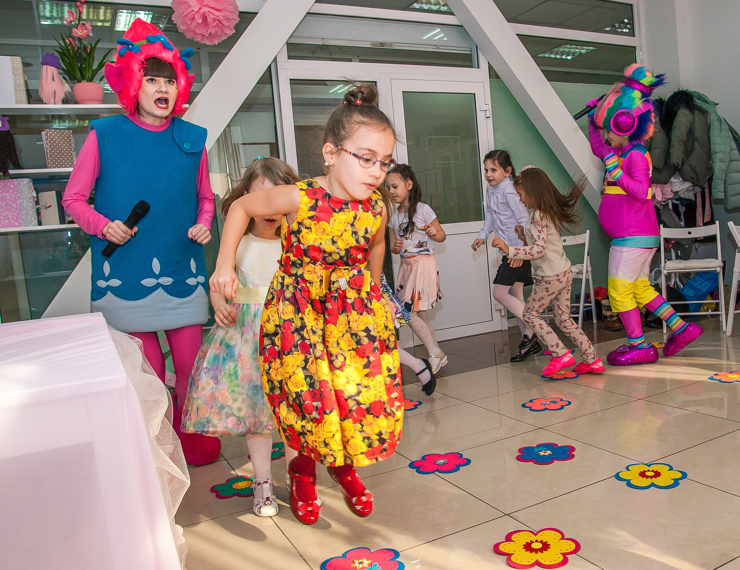 День рождения Даши в арт-кафе «Артмосфера». Репортажная съемка в Москве и области. Анималистика