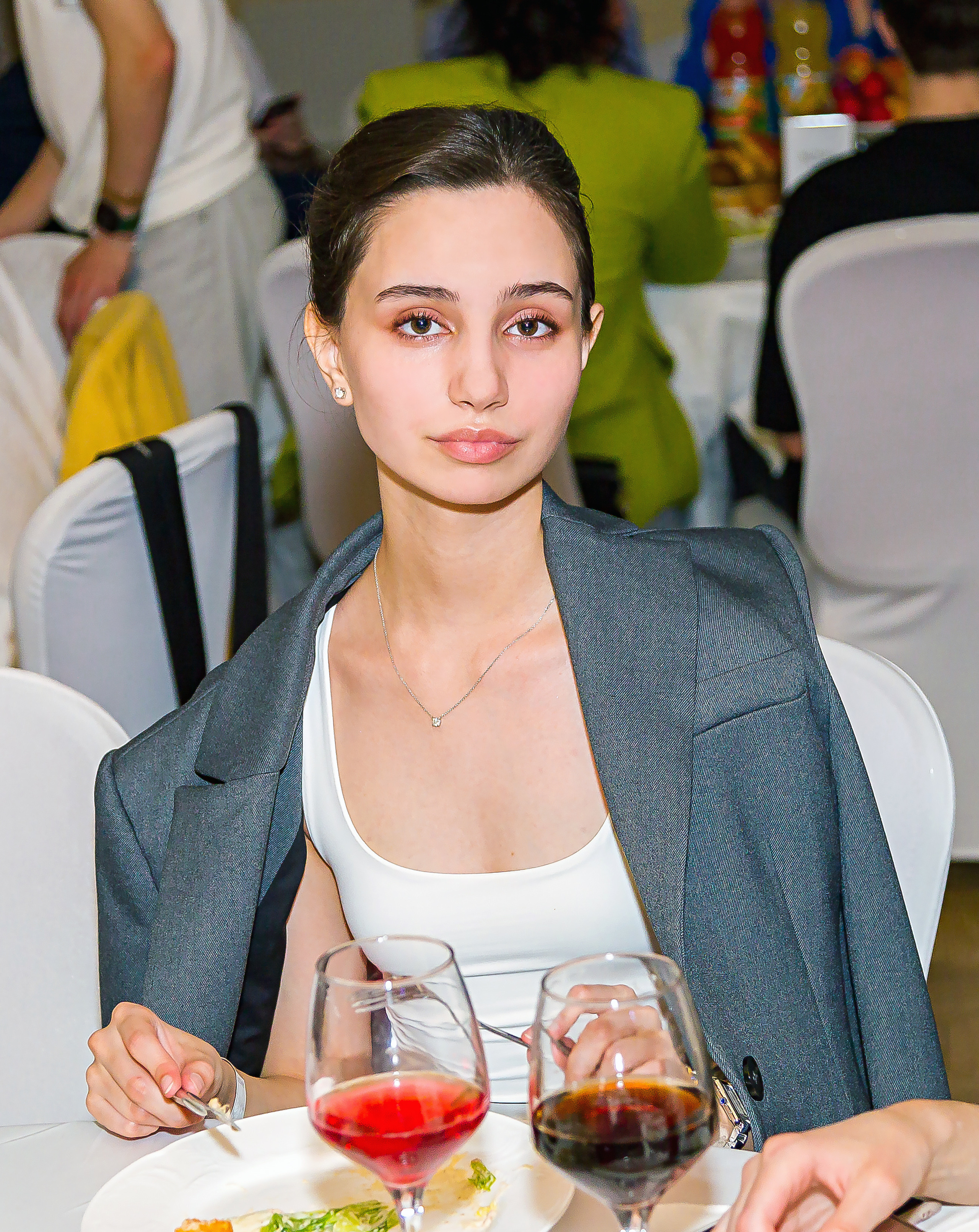 Случайные женские портреты. Репортажная съемка в Москве и области. Анималистика