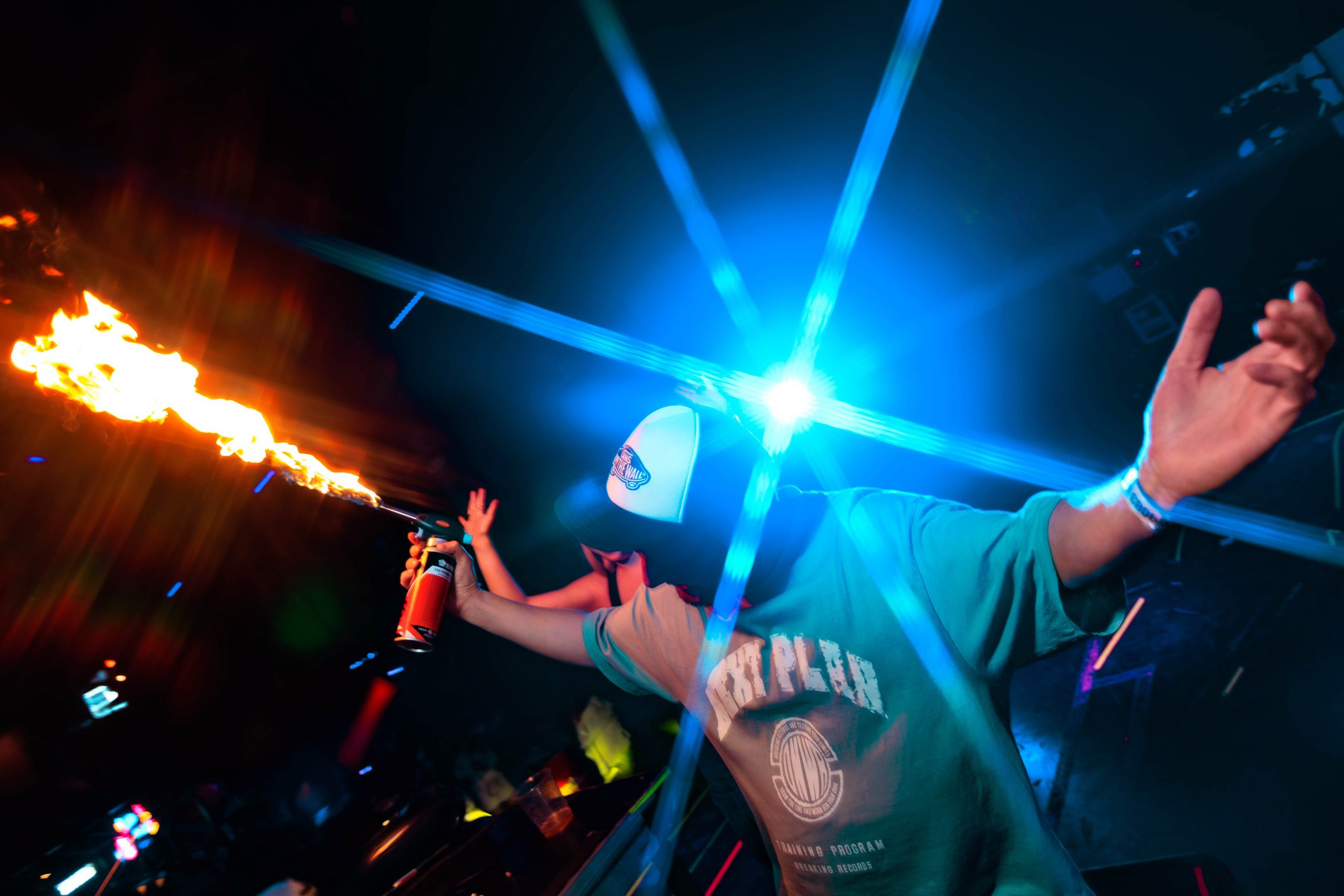 07.06.25 Вечно молодой. Репортажный фотограф Екатеринбург | Яркий, качественный репортаж | Концерты, клубы, репортаж, праздники, корпоративы