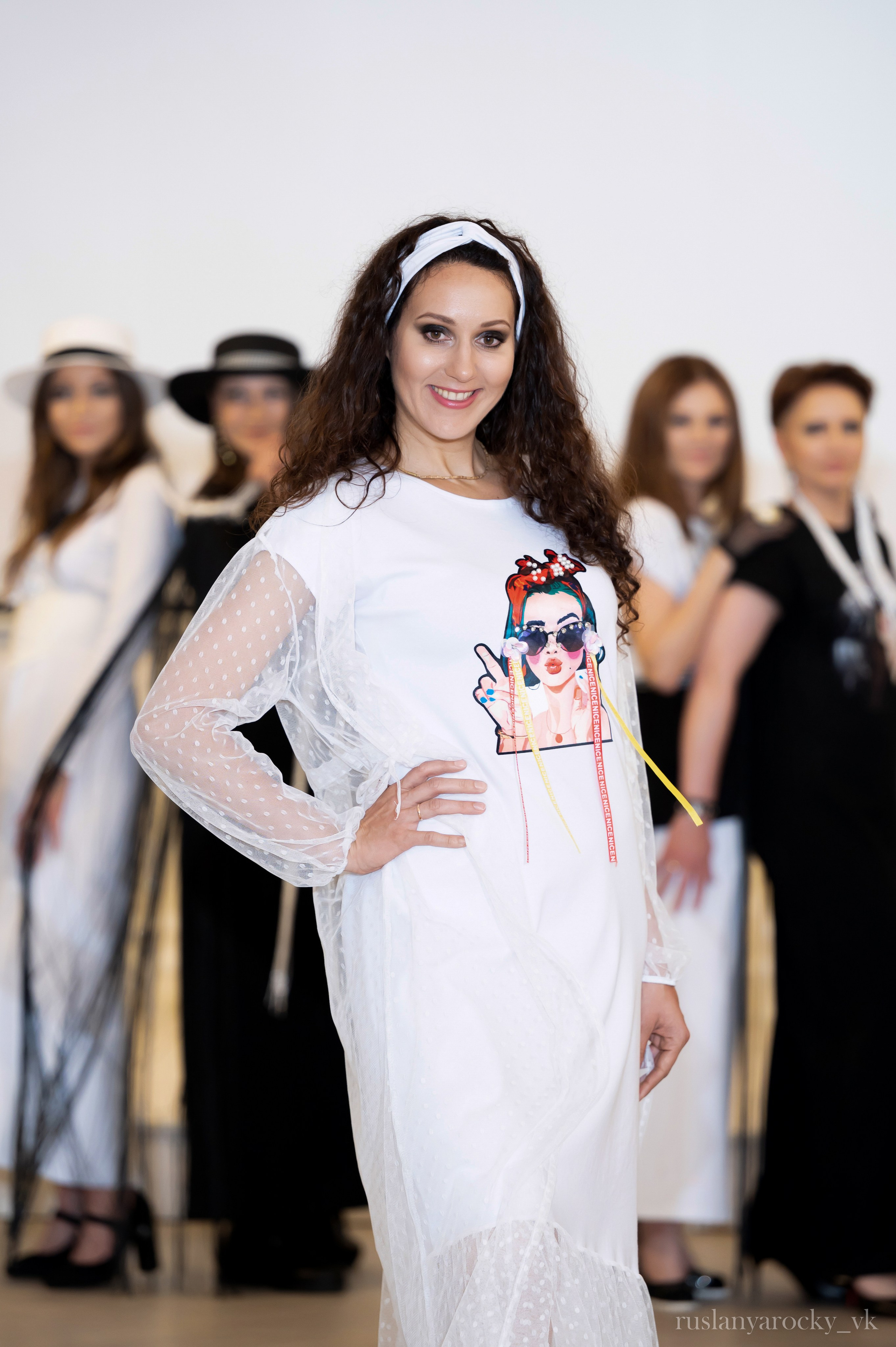 Модный показ. Репортажный фотограф