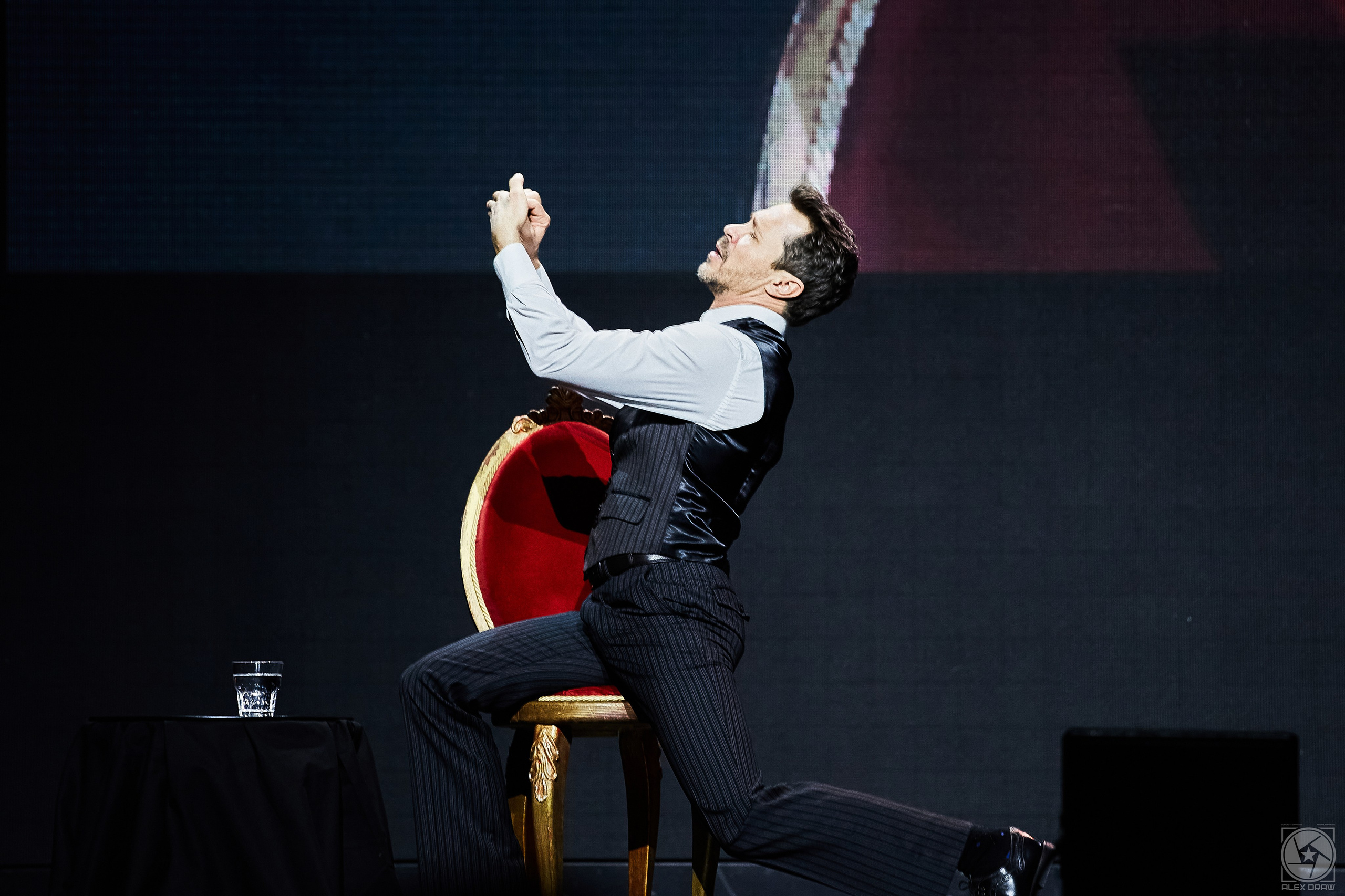 Павел Деревянко и Борис Андрианов шоу-комедия «Хулиганы». Фотограф Москва Concerts photo / Fashion photо