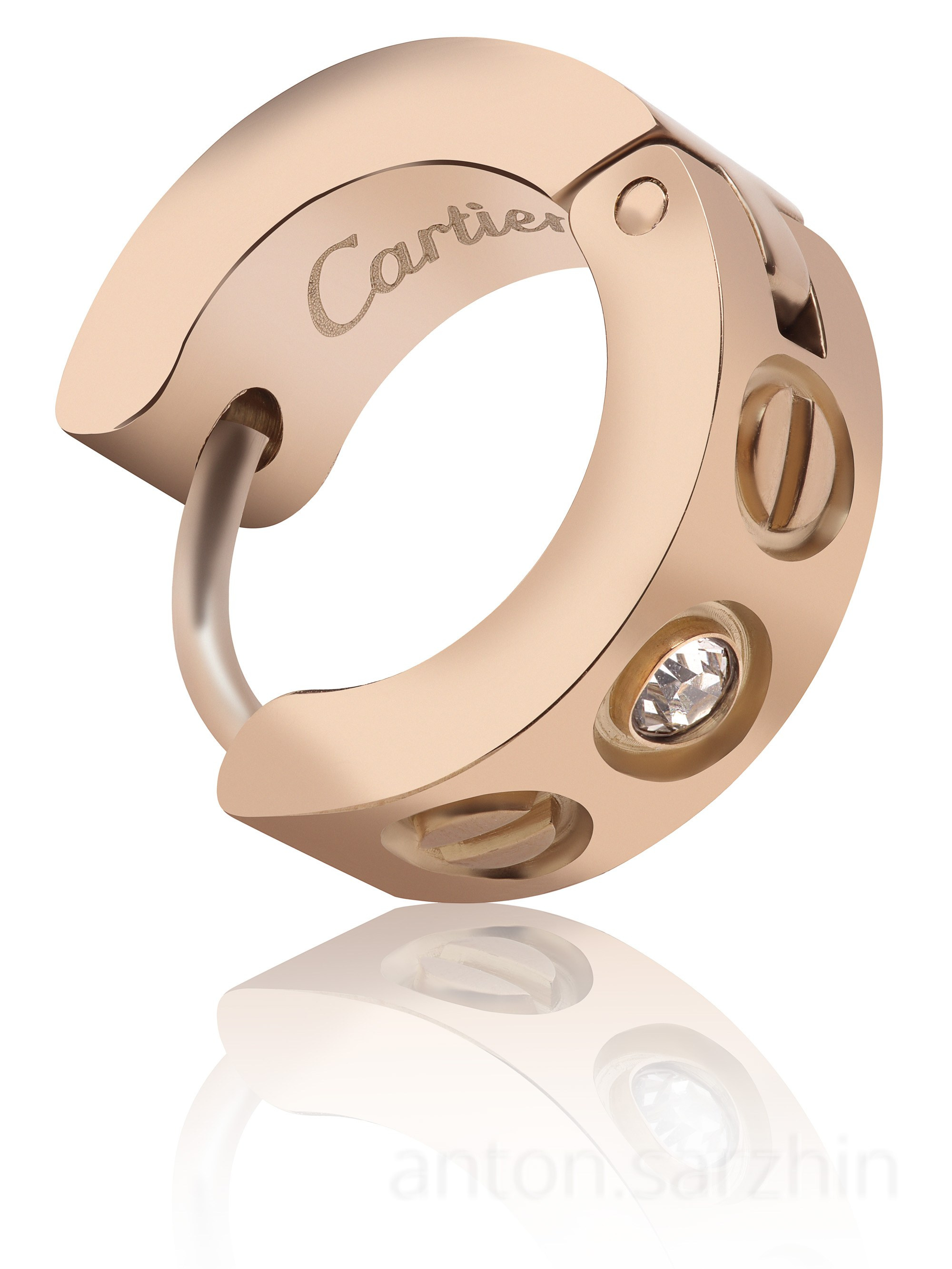 Предметные фотографии ювелирных изделий, украшений и бижутерии. Предметная фотосъемка в Москве предметный фотограф Саржин Антон