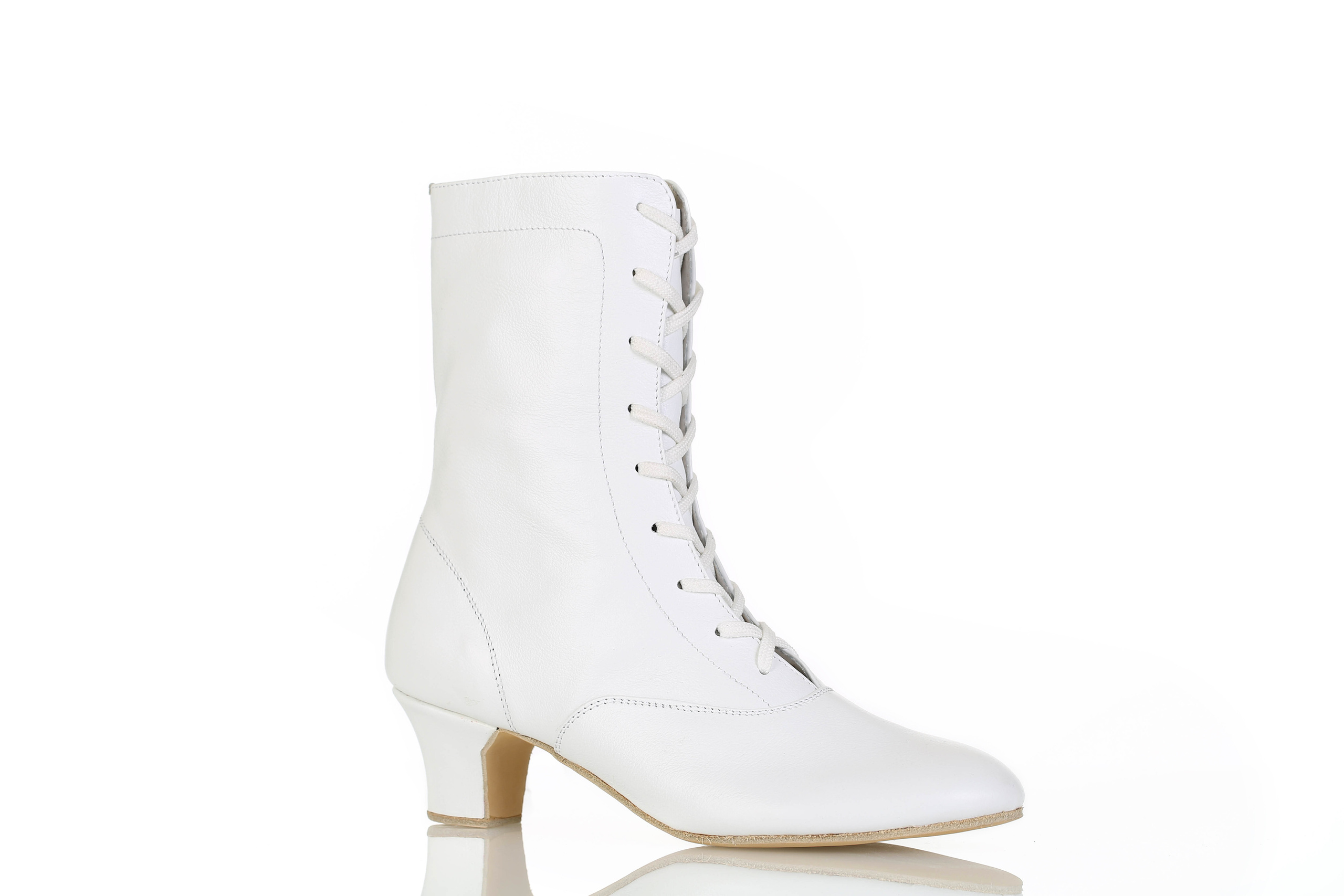 Обувь. Предметный и рекламный фотограф в Ростове-на-Дону Кристина Орлова