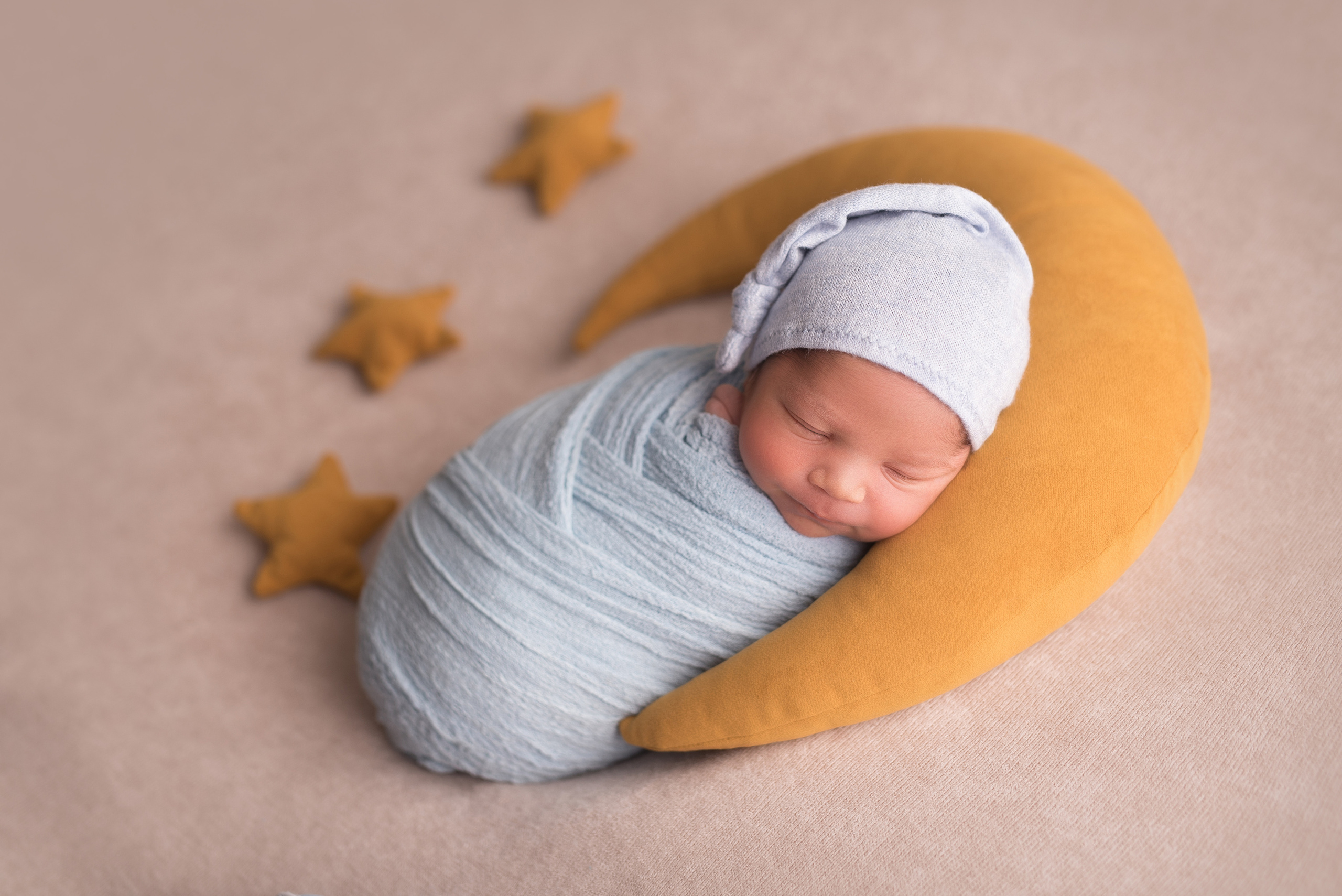 Артем, 9 дней. Фотограф новорожденных и детский фотограф в Екатеринбурге Ксени