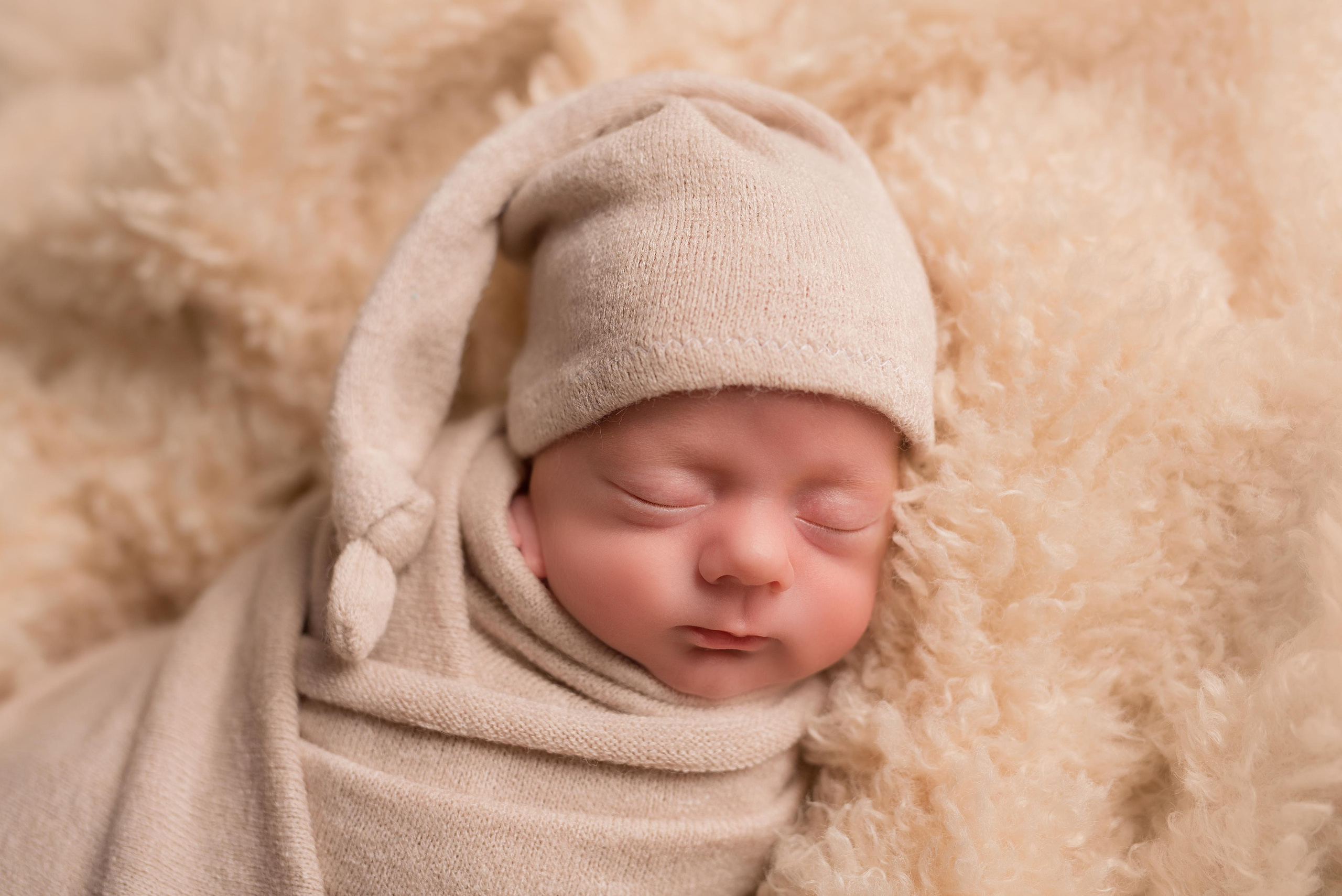 Саша и Лиза, 20 дней. Фотограф новорожденных и детский фотограф в Екатеринбурге Ксени