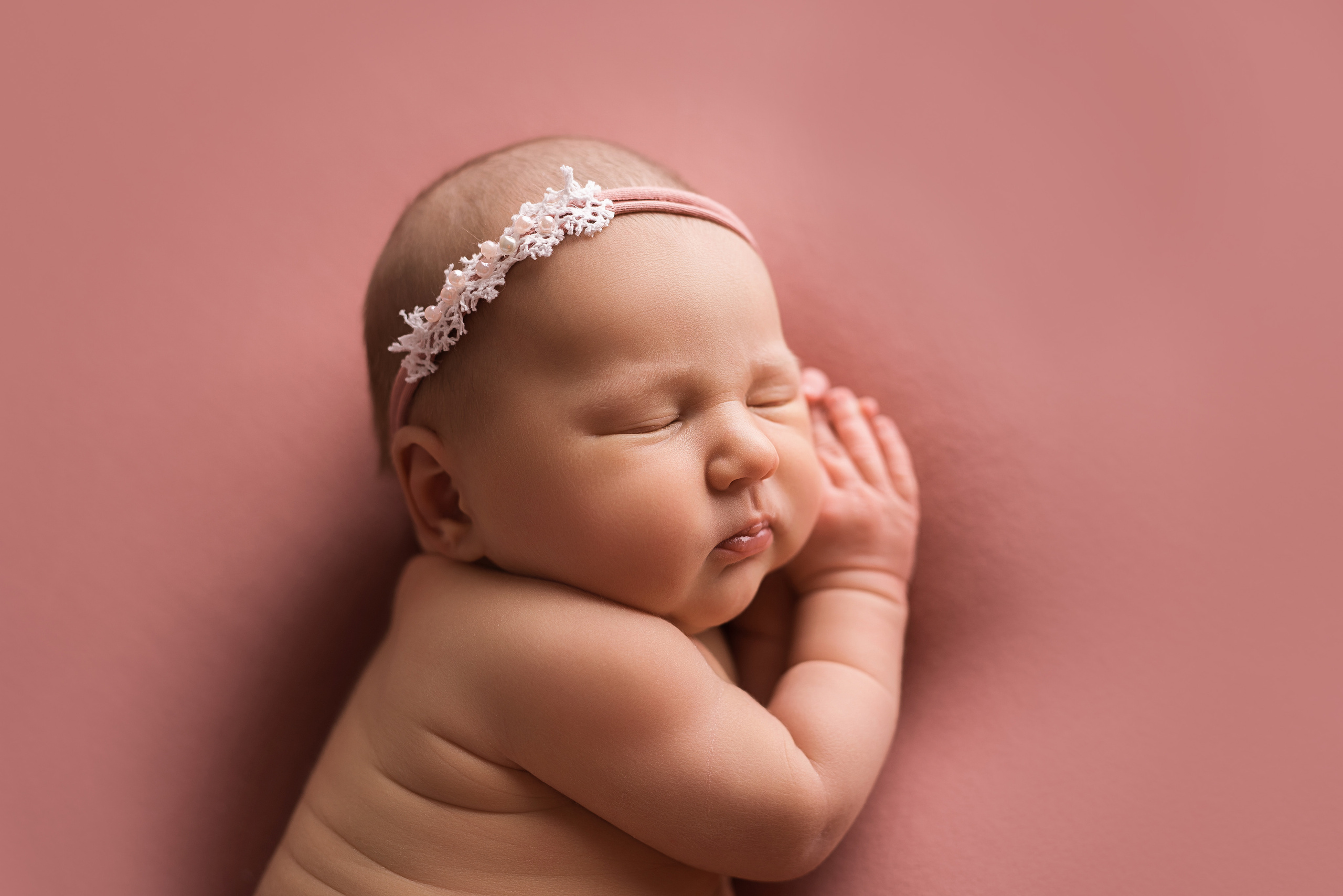 Милана, 11 дней. Фотограф новорожденных и детский фотограф в Екатеринбурге Ксени