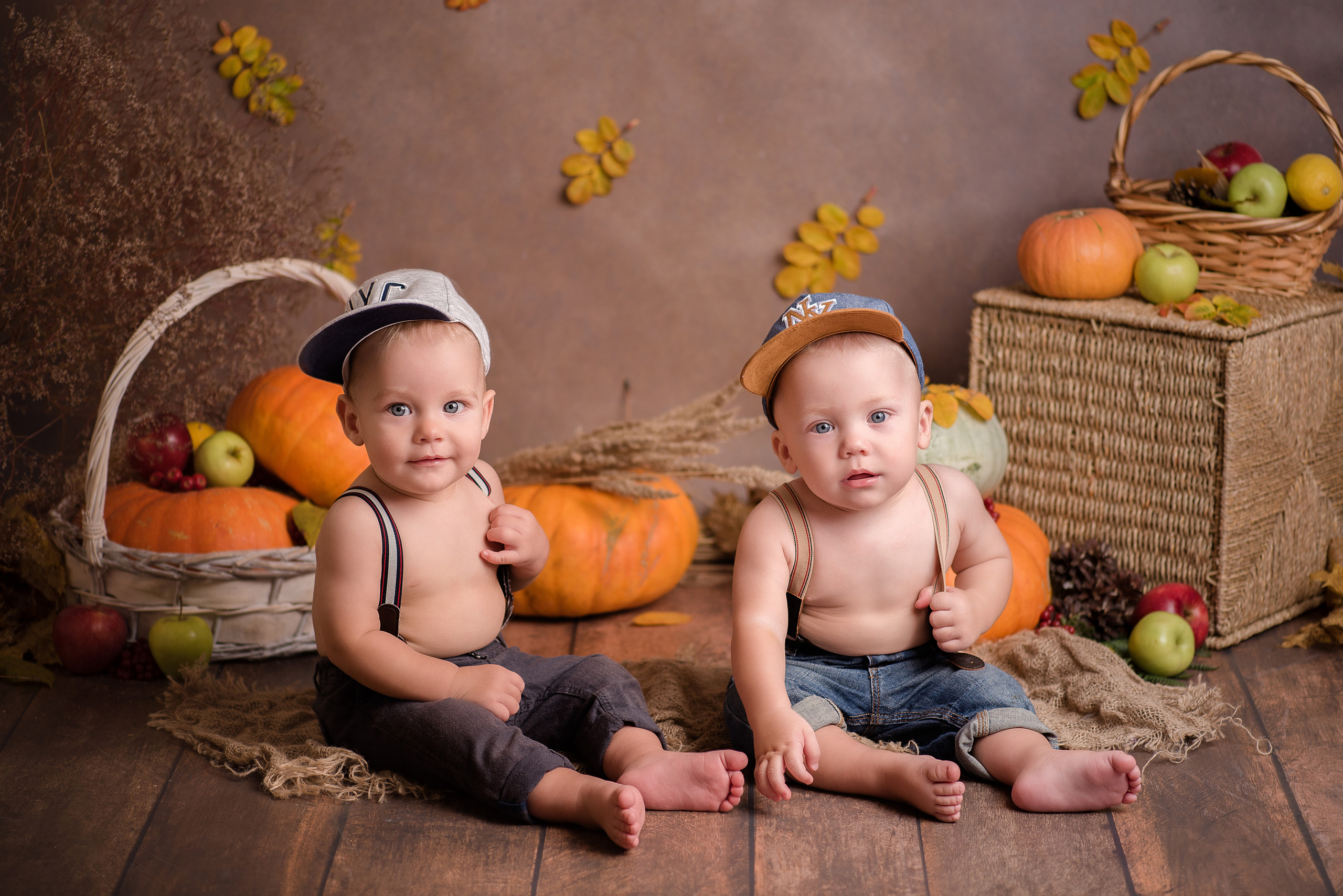 Ян и Савелий, 1 годик. Фотограф новорожденных и детский фотограф в Екатеринбурге Ксени