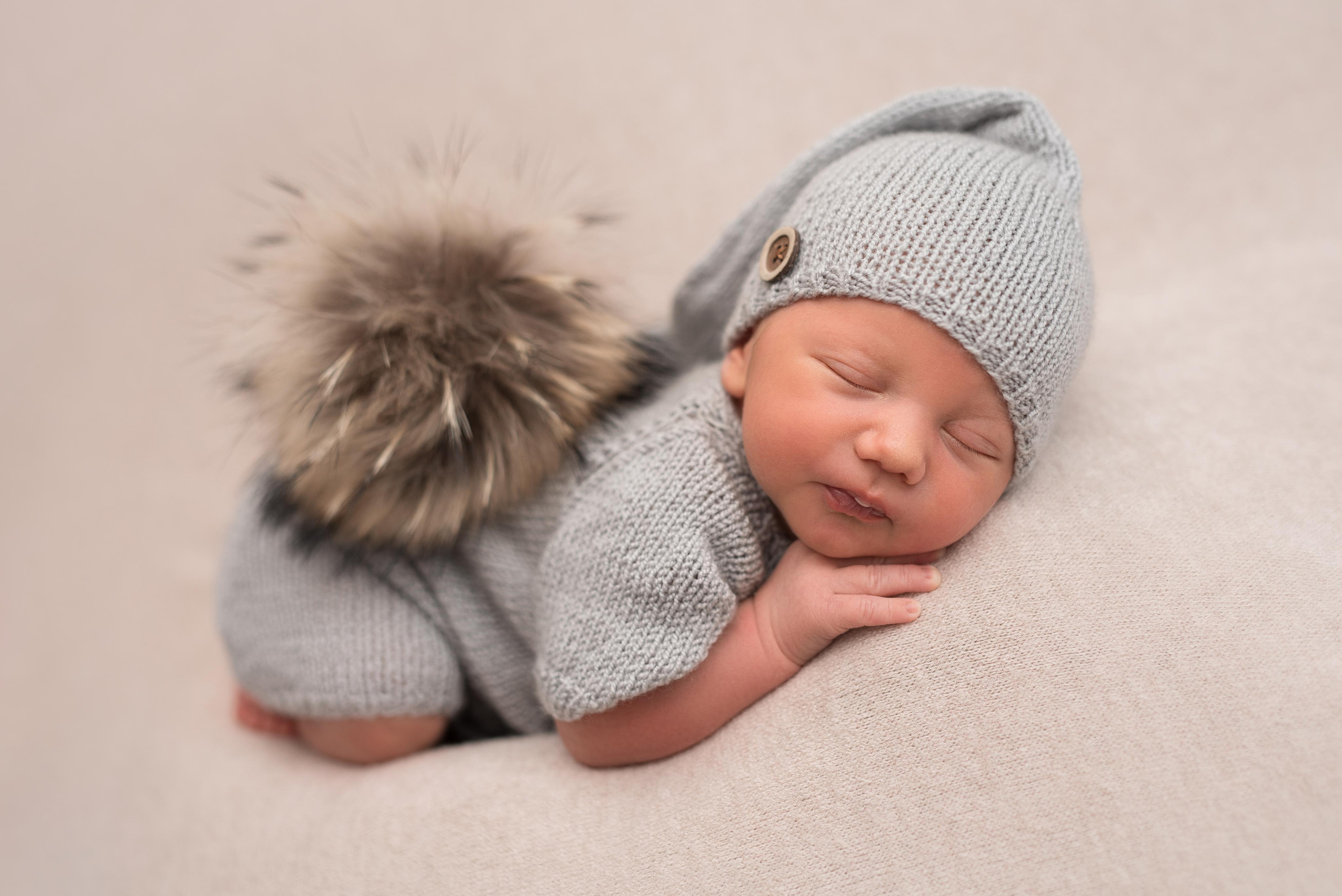 Артем, 10 дней. Фотограф новорожденных и детский фотограф в Екатеринбурге Ксени