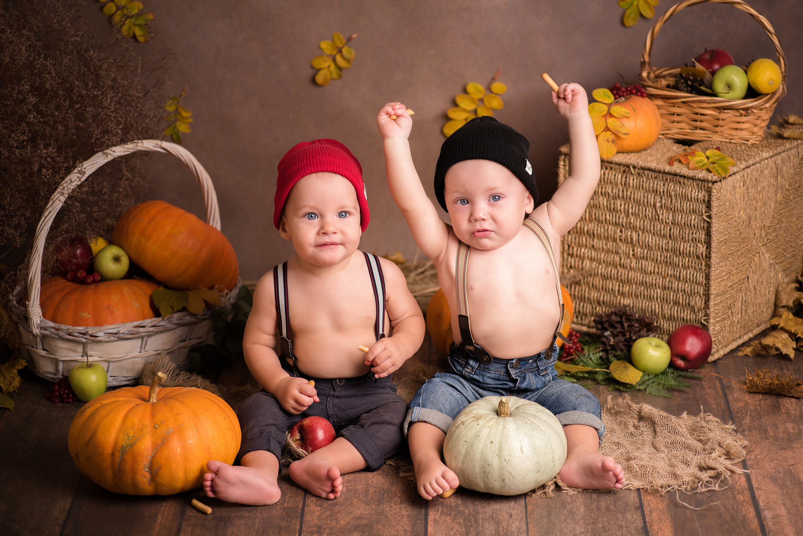 Ян и Савелий, 1 годик. Фотограф новорожденных и детский фотограф в Екатеринбурге Ксени