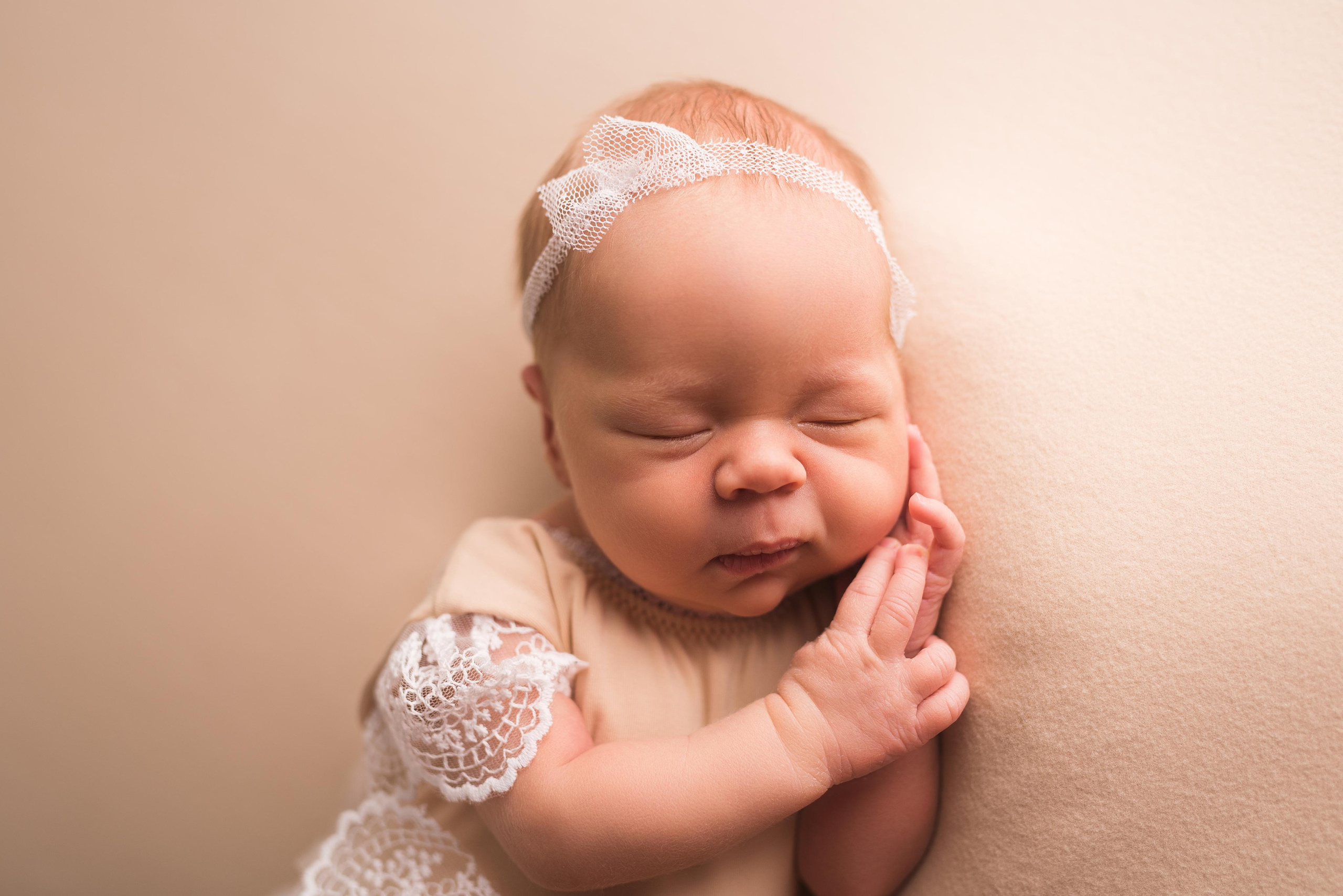 Варя, 10 дней. Фотограф новорожденных и детский фотограф в Екатеринбурге Ксени