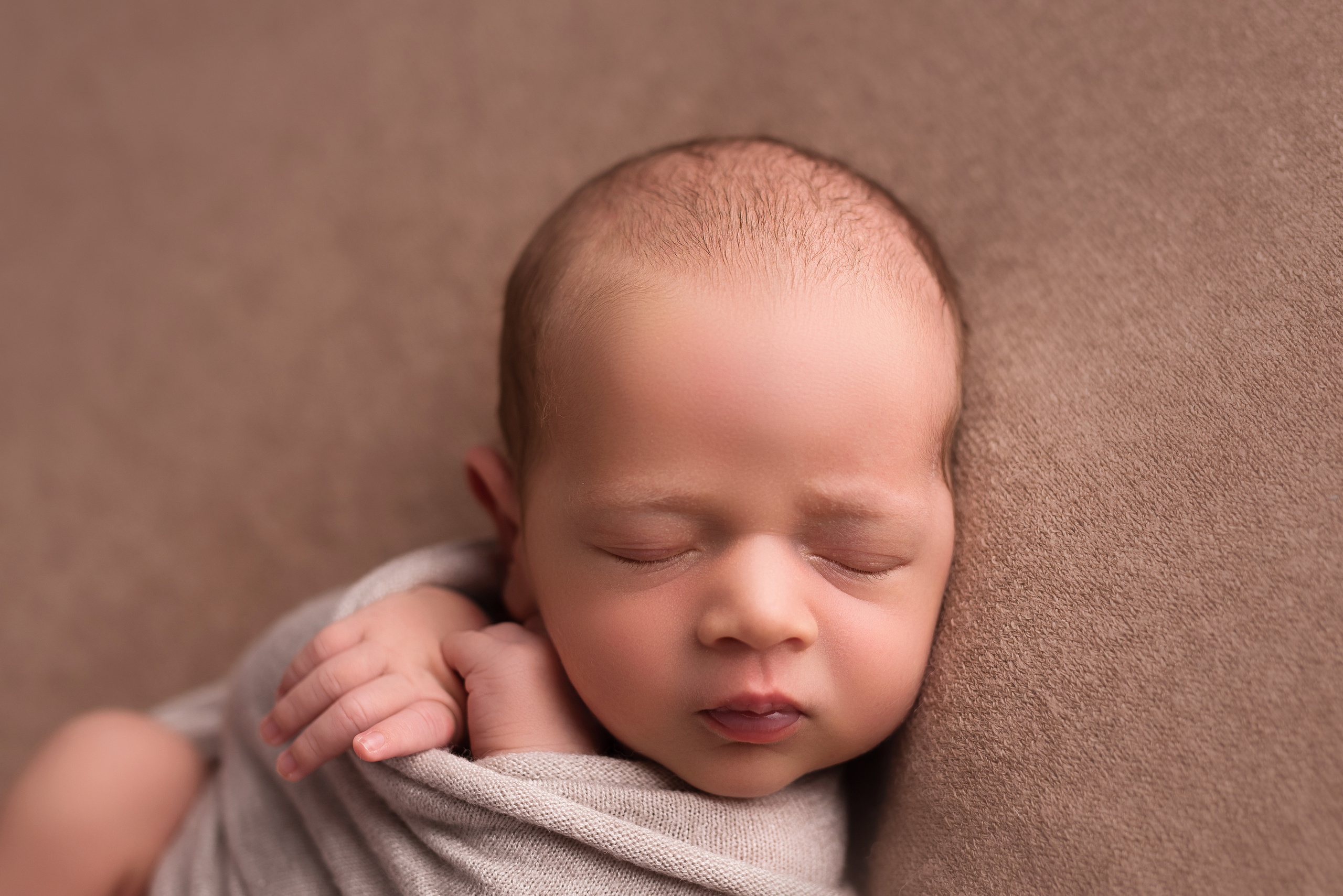 Руслан, 12 дней. Фотограф новорожденных и детский фотограф в Екатеринбурге Ксени