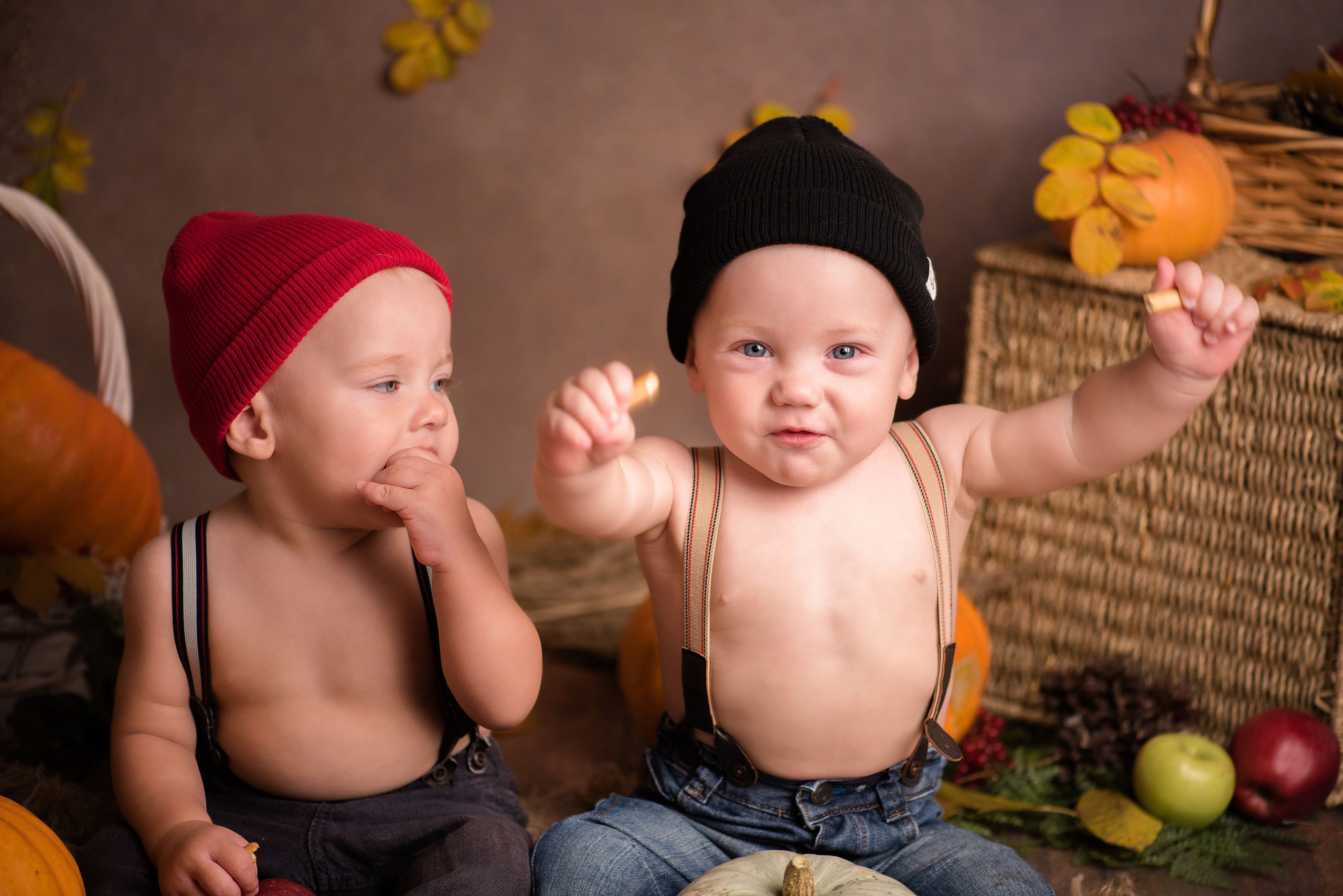 Ян и Савелий, 1 годик. Фотограф новорожденных и детский фотограф в Екатеринбурге Ксени