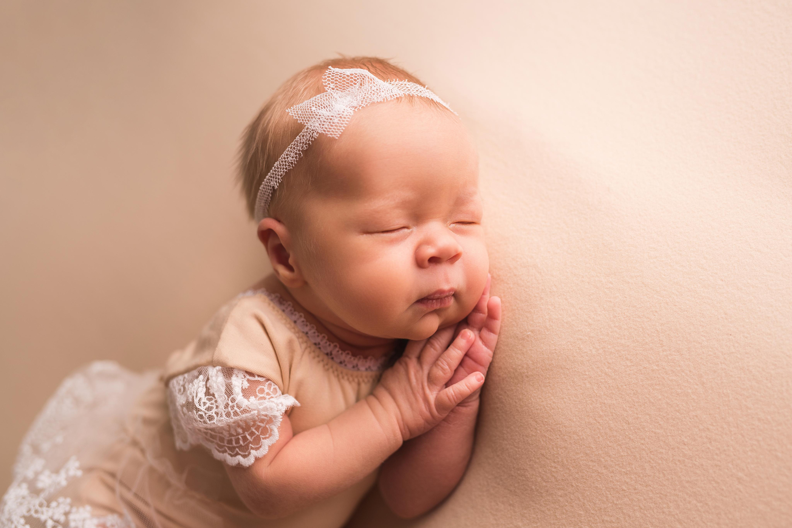 Варя, 10 дней. Фотограф новорожденных и детский фотограф в Екатеринбурге Ксени