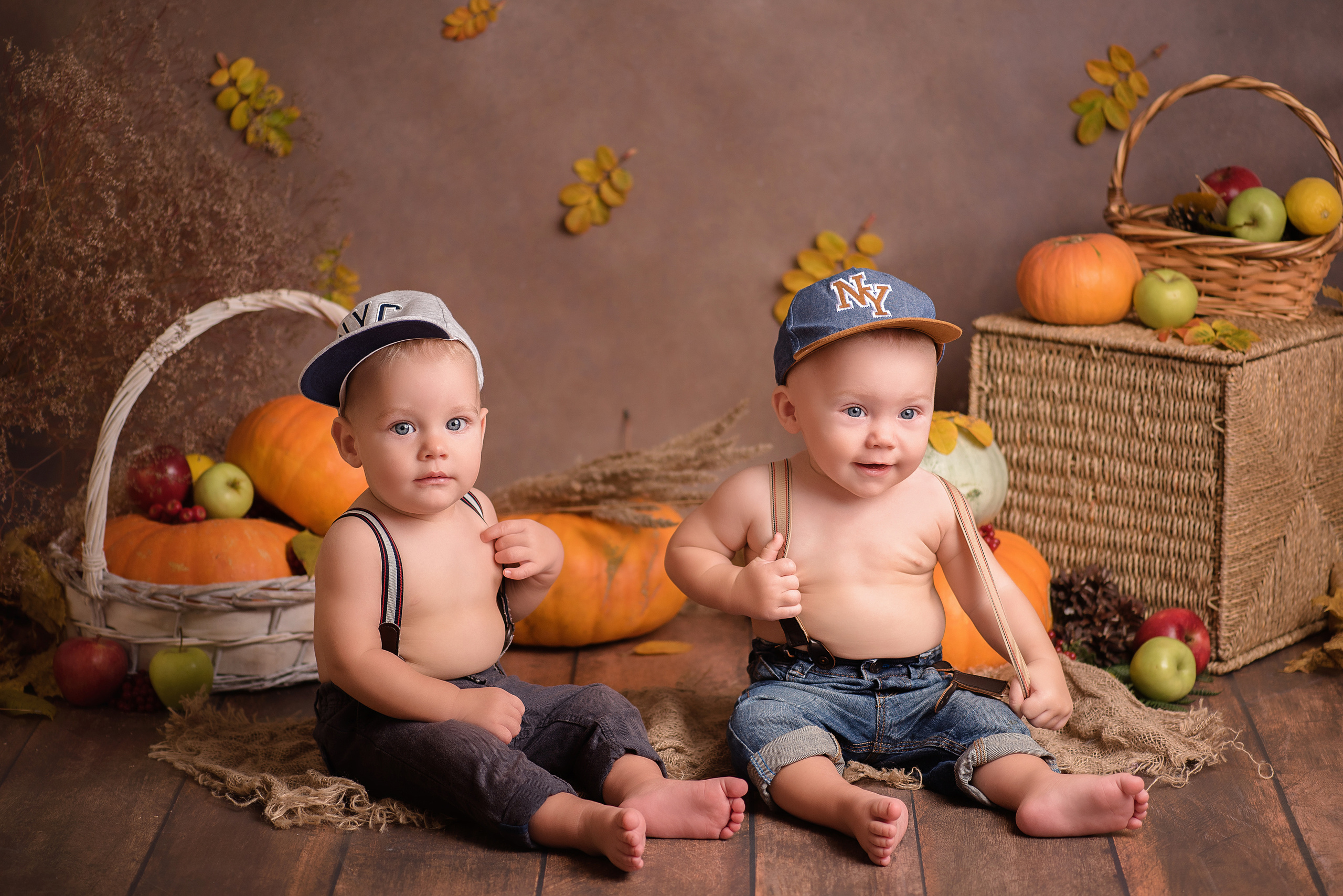 Ян и Савелий, 1 годик. Фотограф новорожденных и детский фотограф в Екатеринбурге Ксени