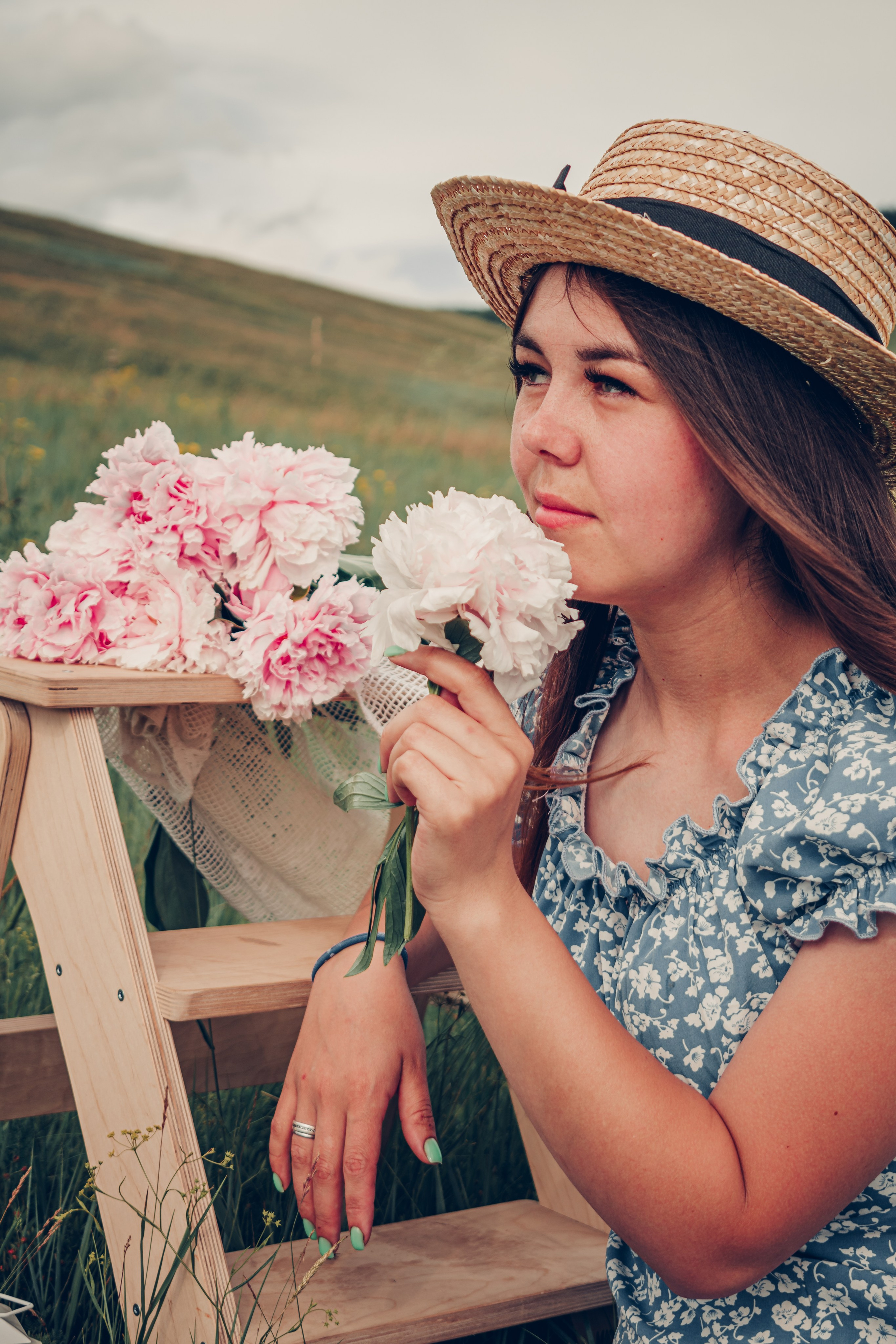 Пионы. Марианна. Фотограф. Шелопугино, Забайкальский край