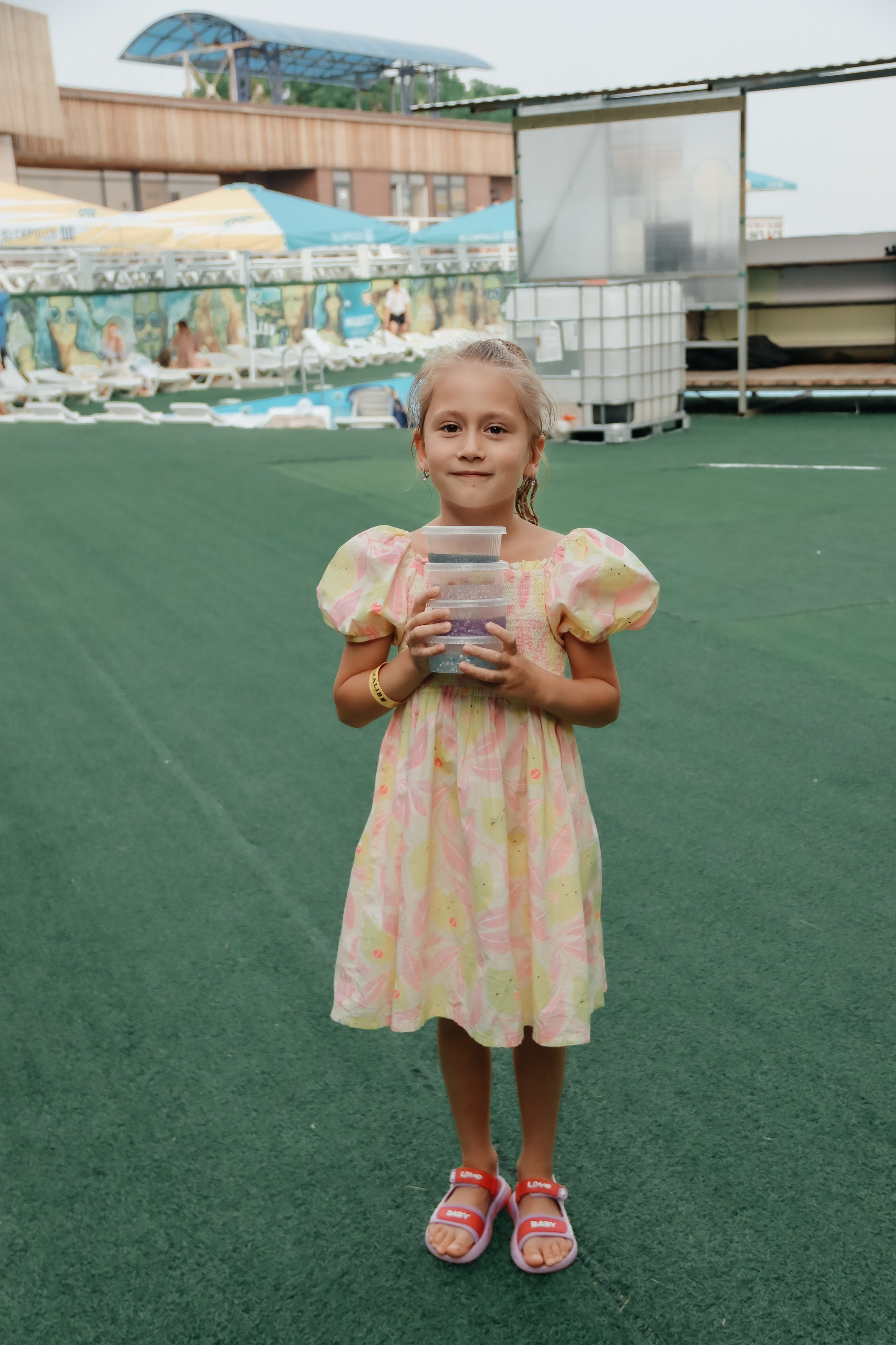 24.06.2026/Малибу/МК Большой Слайм. Семейный и детский фотограф в Славгороде Анастасия Винс