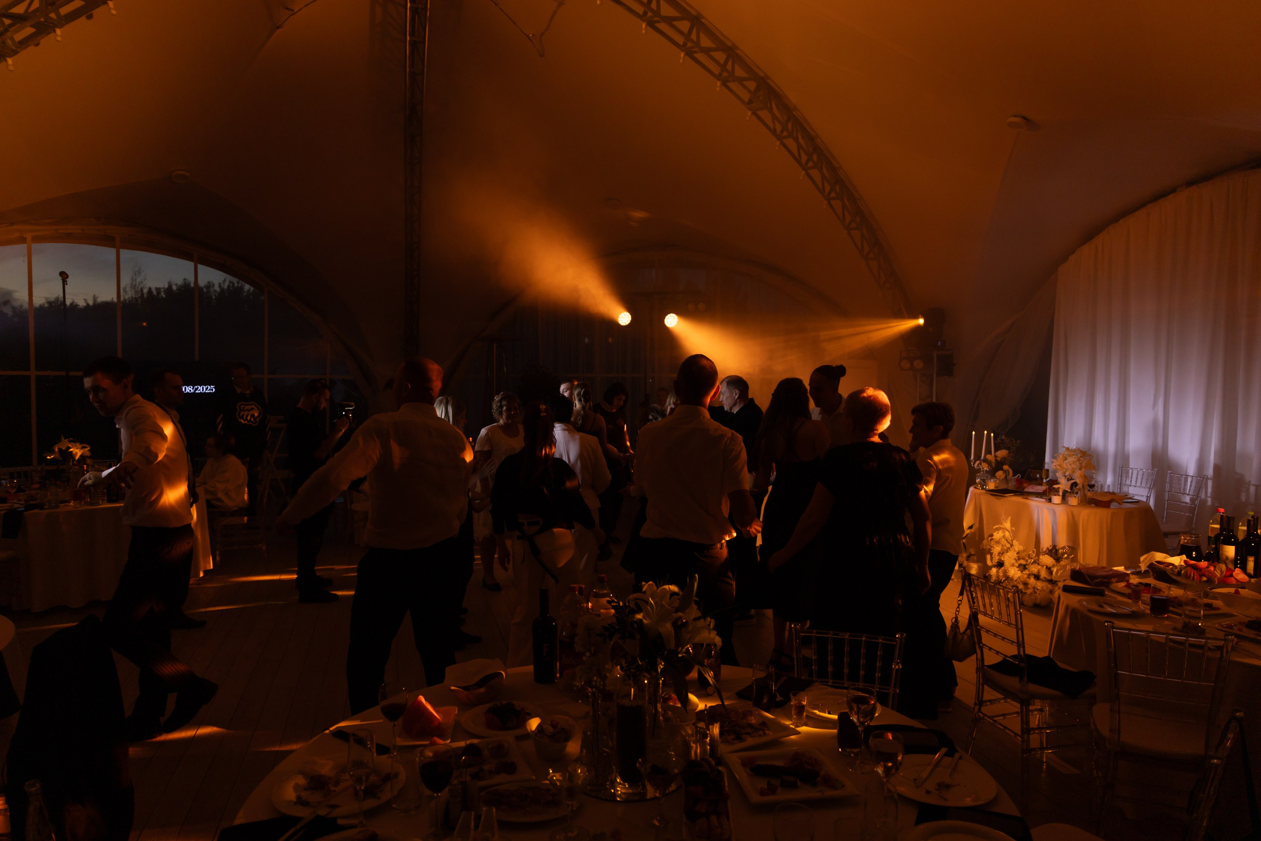 Kirill & Julia. Фотограф свадебный, репортажный, индивидуальный, фото для маркетплейсов, брендов, автосалонов