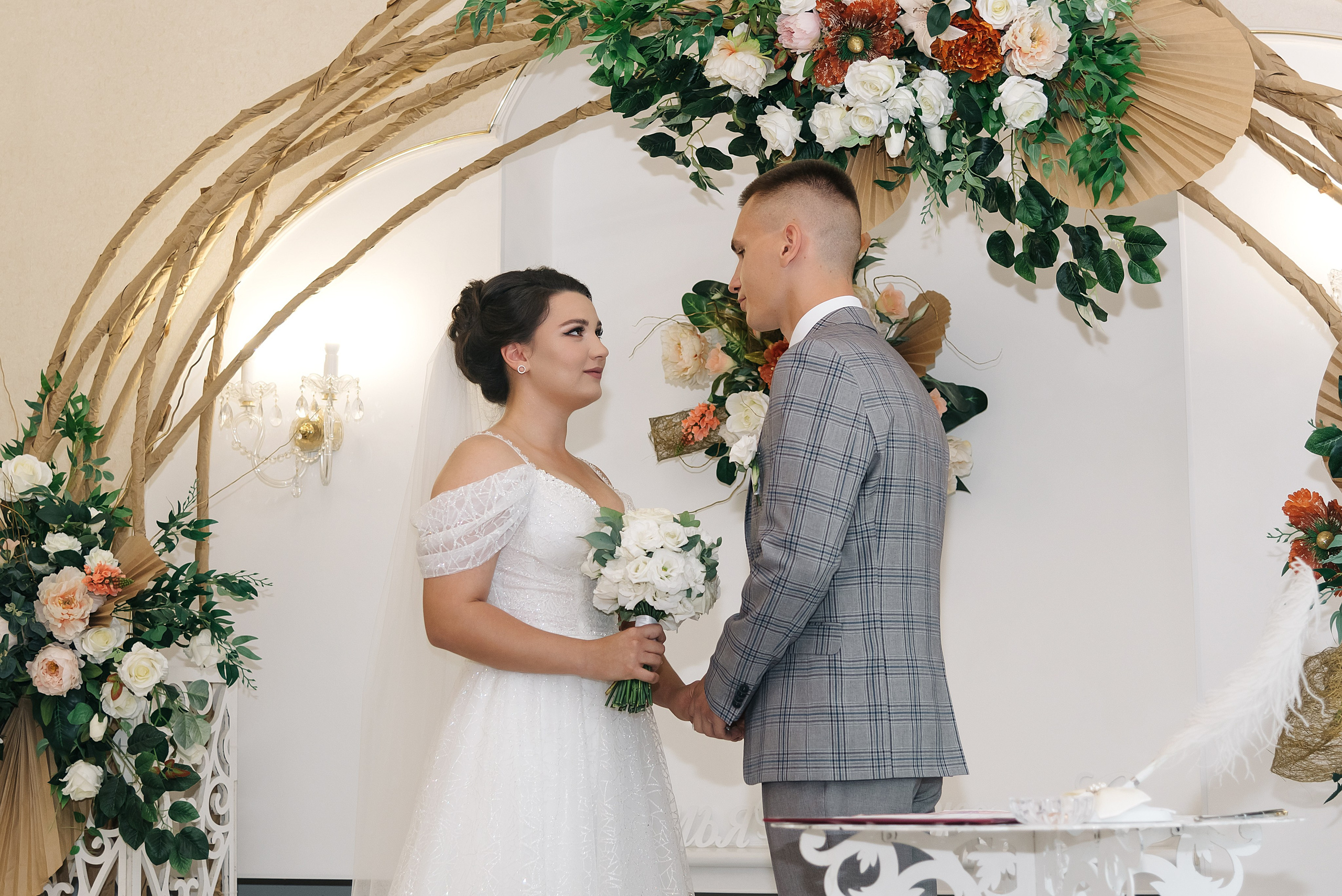 Роман и Карина. Фотограф Волжский Екатерина Егорова