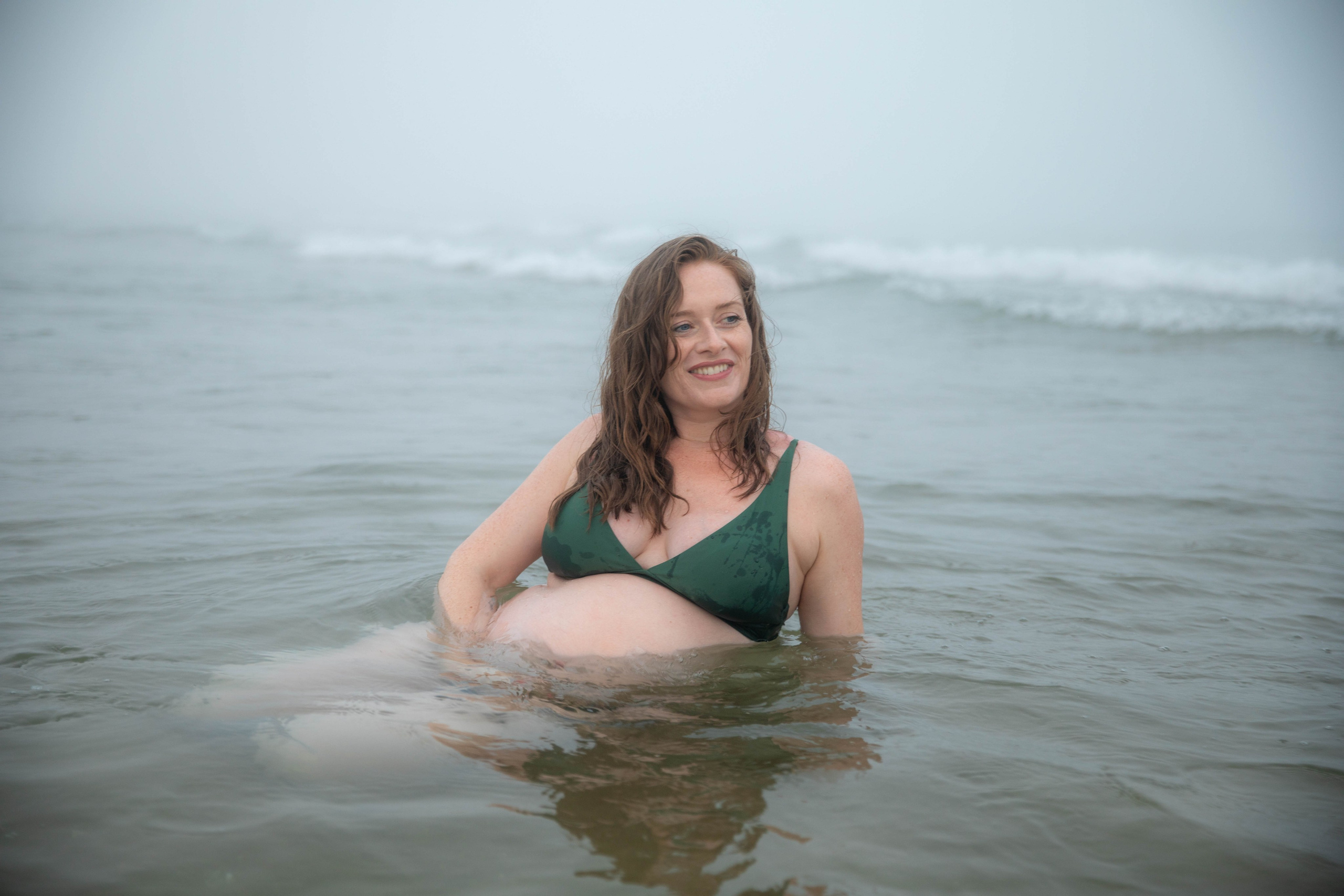 An Ocean of Love and Anticipation. Professional Photographer in Portugal. Oksana Lomnova