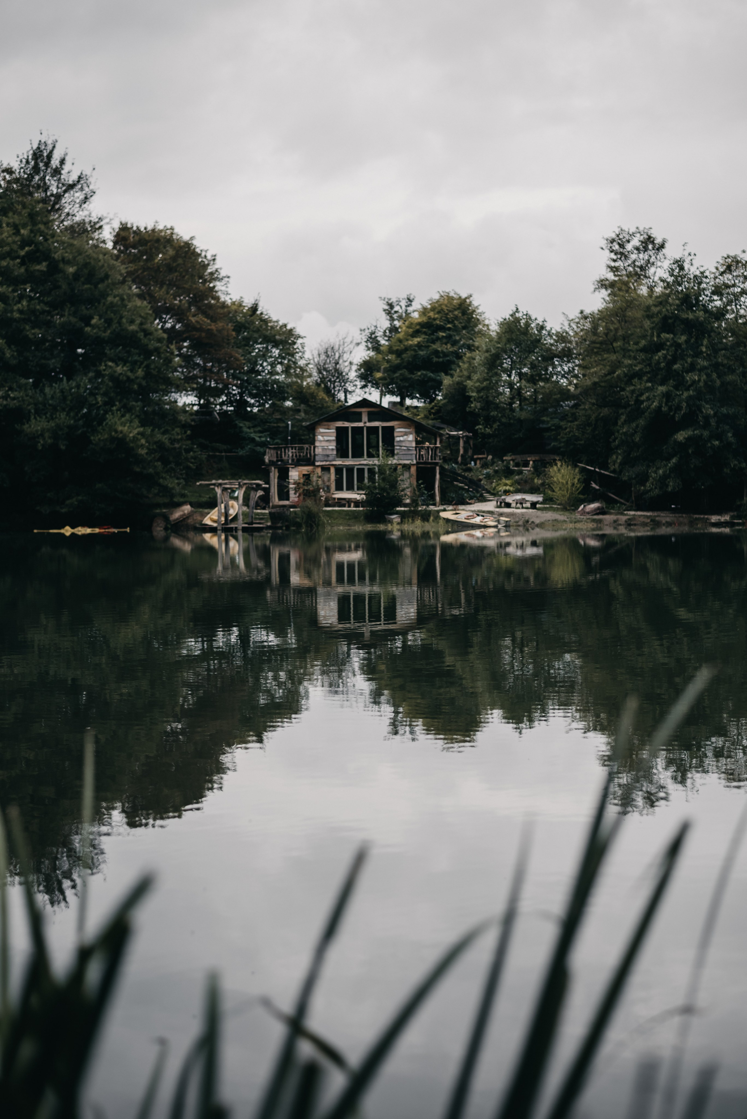 Таня. Озеро. Фотограф в Сочи — Маргарита Поганова
