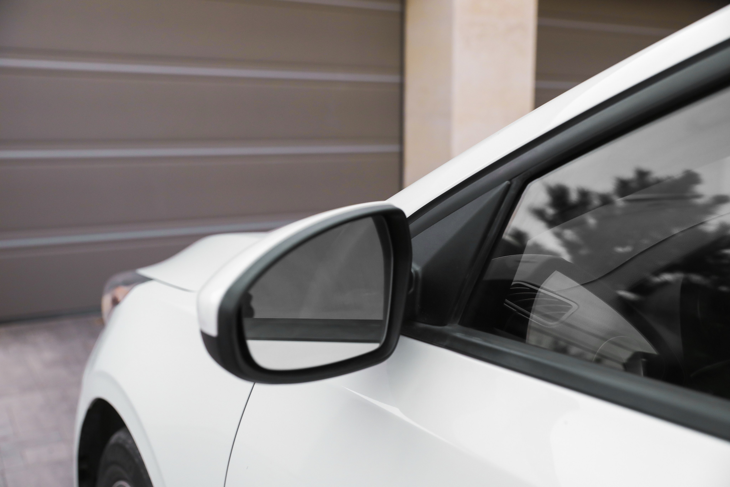 АВТО. Photographer Viktoriya Markushina «My world throug»