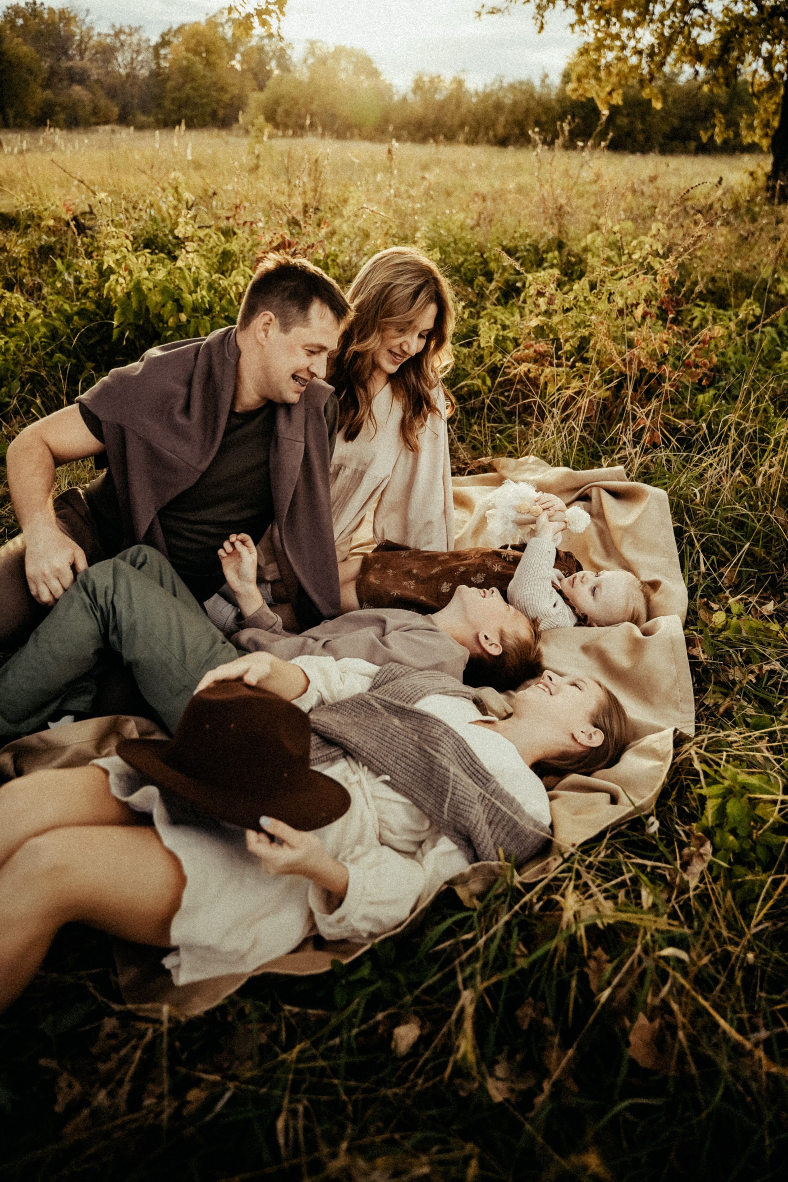 Семья на природе