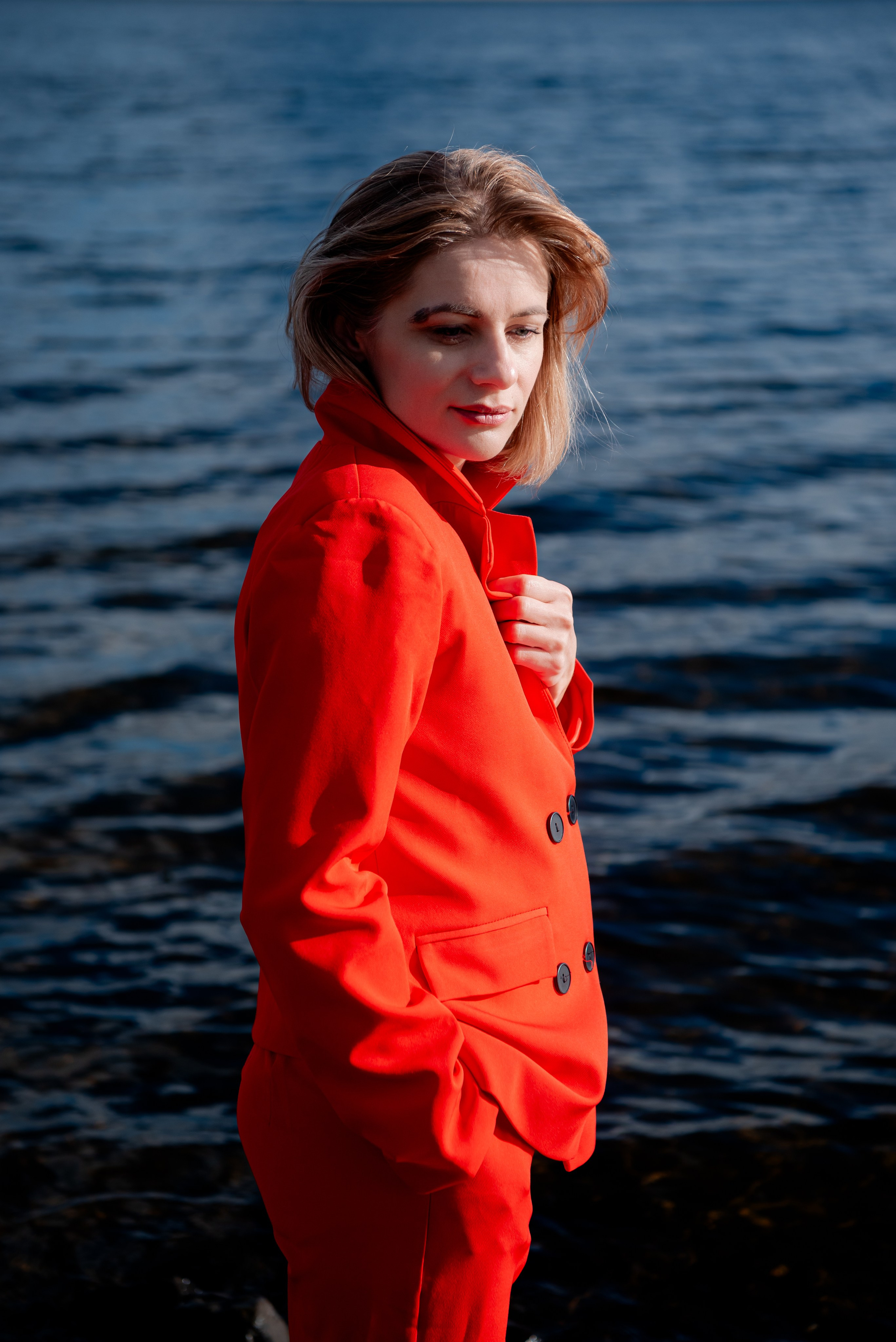 Фотосессия для яркой девушки Лилии на набережной Волгограда. Фотограф в Волгограде и Волжском Александр Горбань