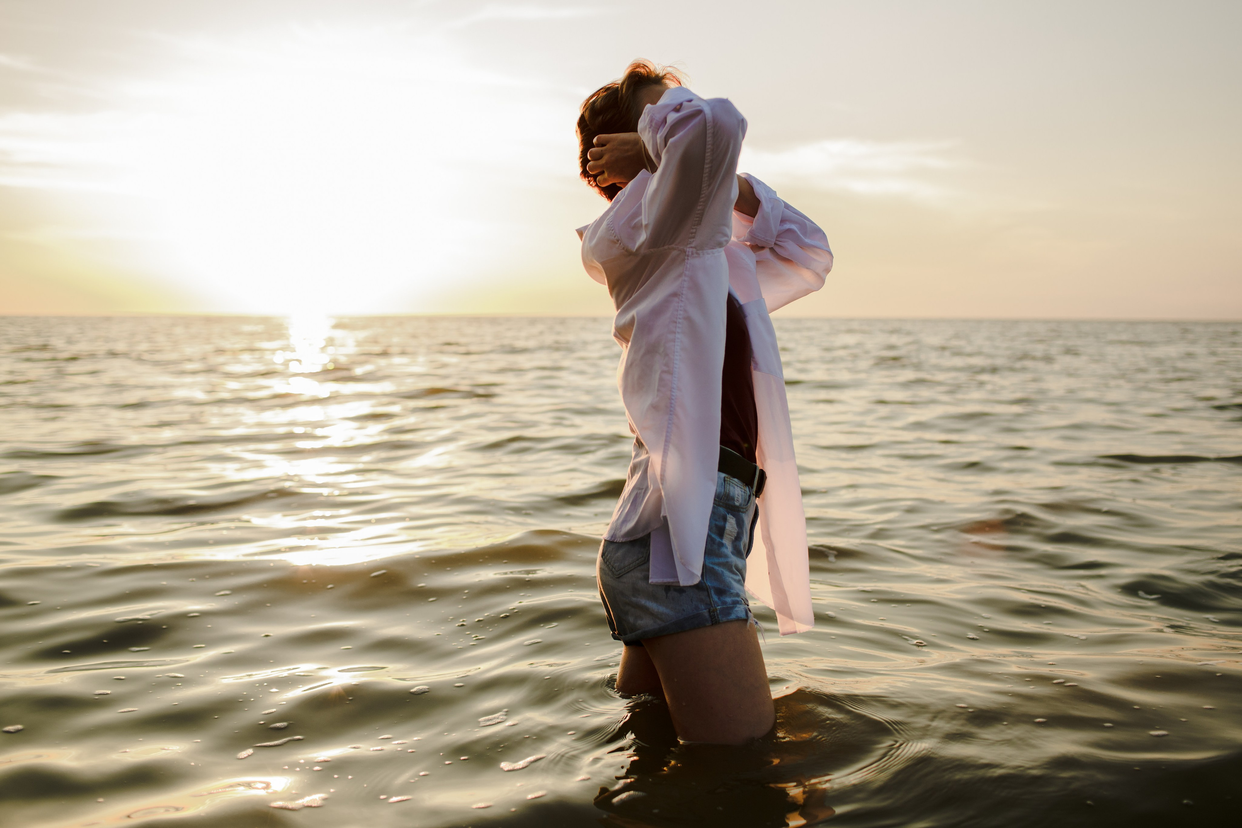 Портрет на море. Свадебный фотограф Кирилл Белый