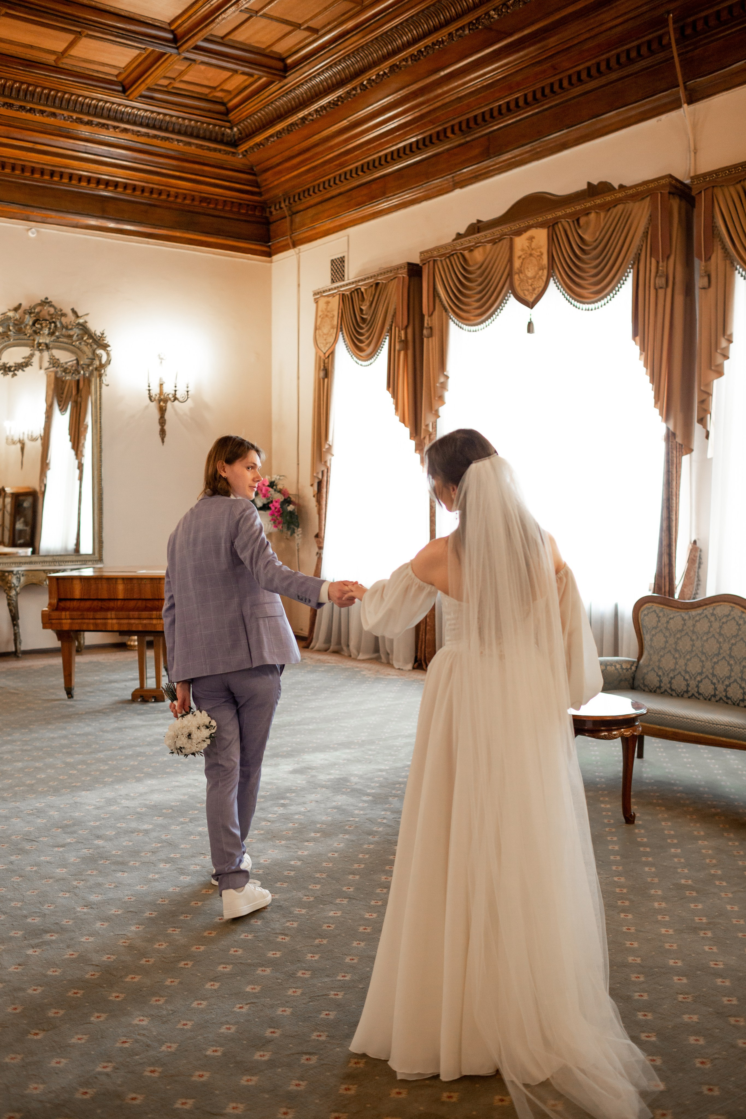 Свадебная фотосессия во Дворце на Фурштатской. Свадебный фотограф Кирилл Белый