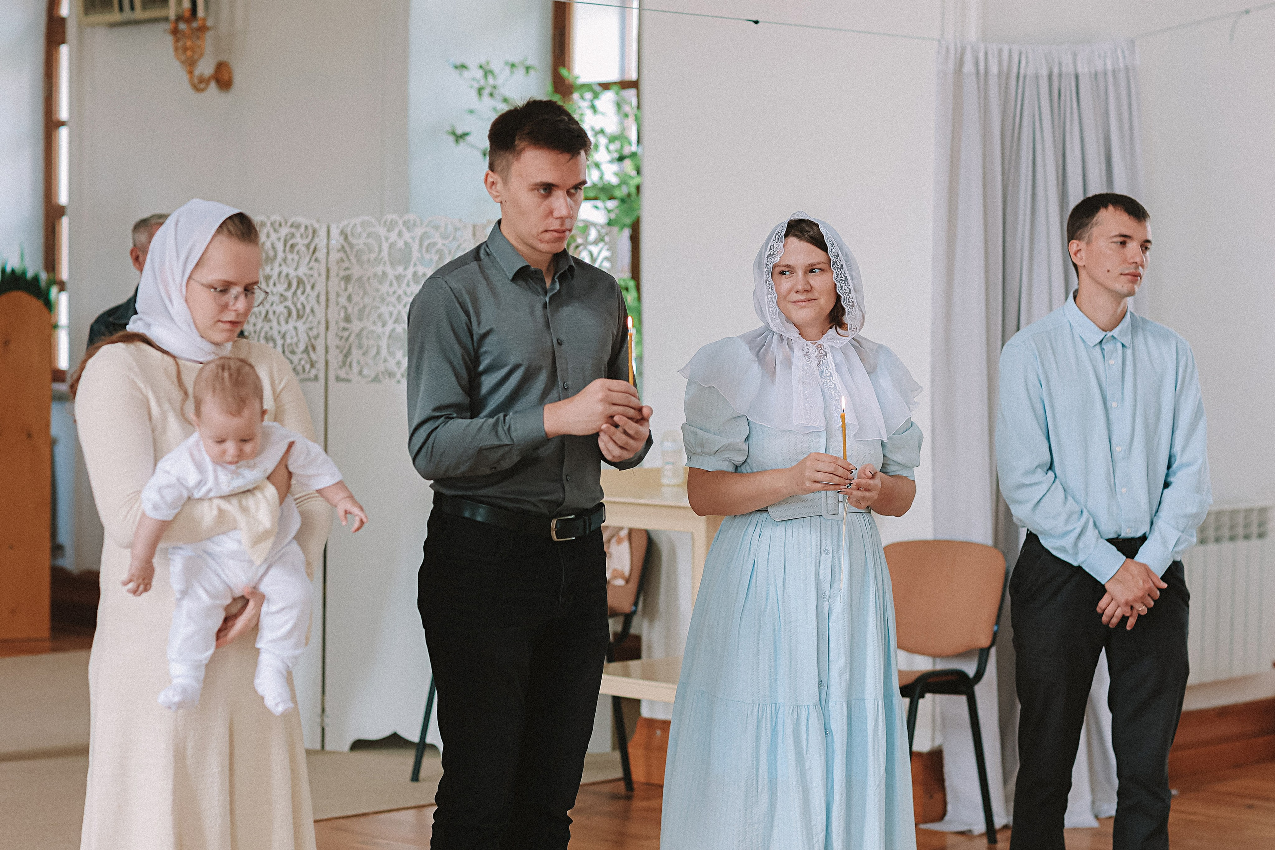 Крещение церковь около моста влюбленных. Семейный фотограф Тюмень, фотограф на роды Салмина Мария