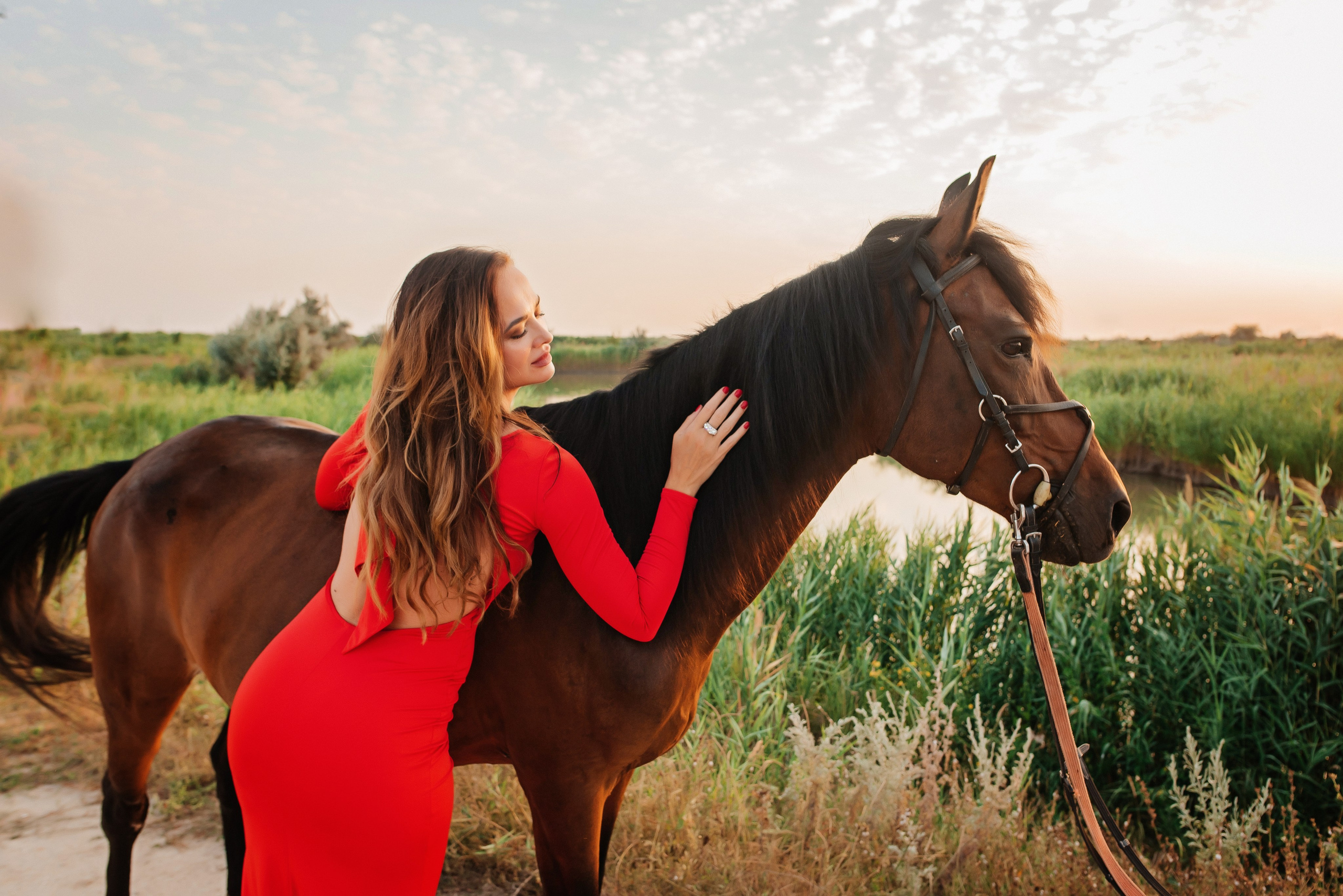 Яна с лошадью. Детский и семейный фотограф выпускной альбом Приморско-Ахтарск