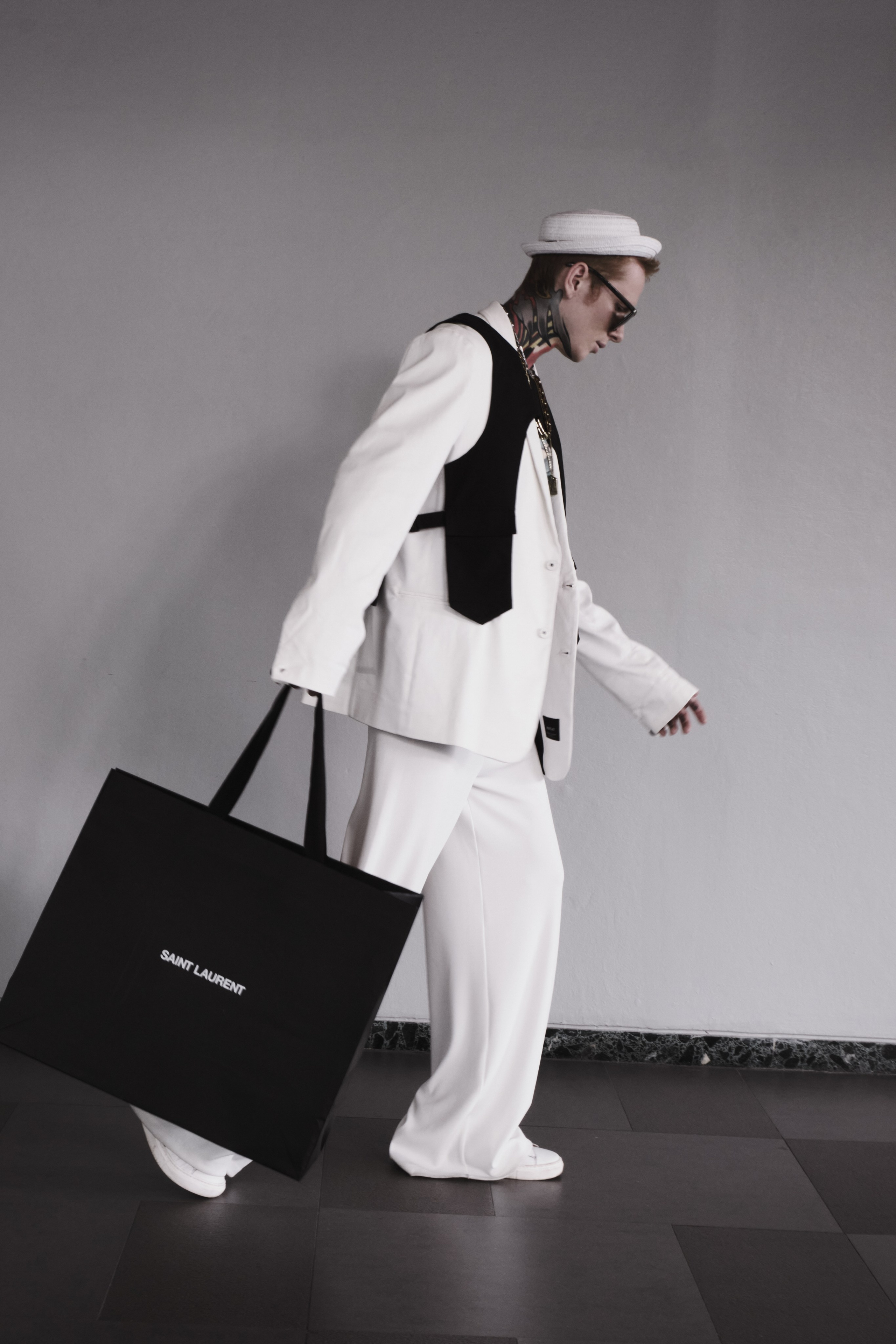 Мужские съемки разное. Профессиональный фотограф в Москве Павел Жданов