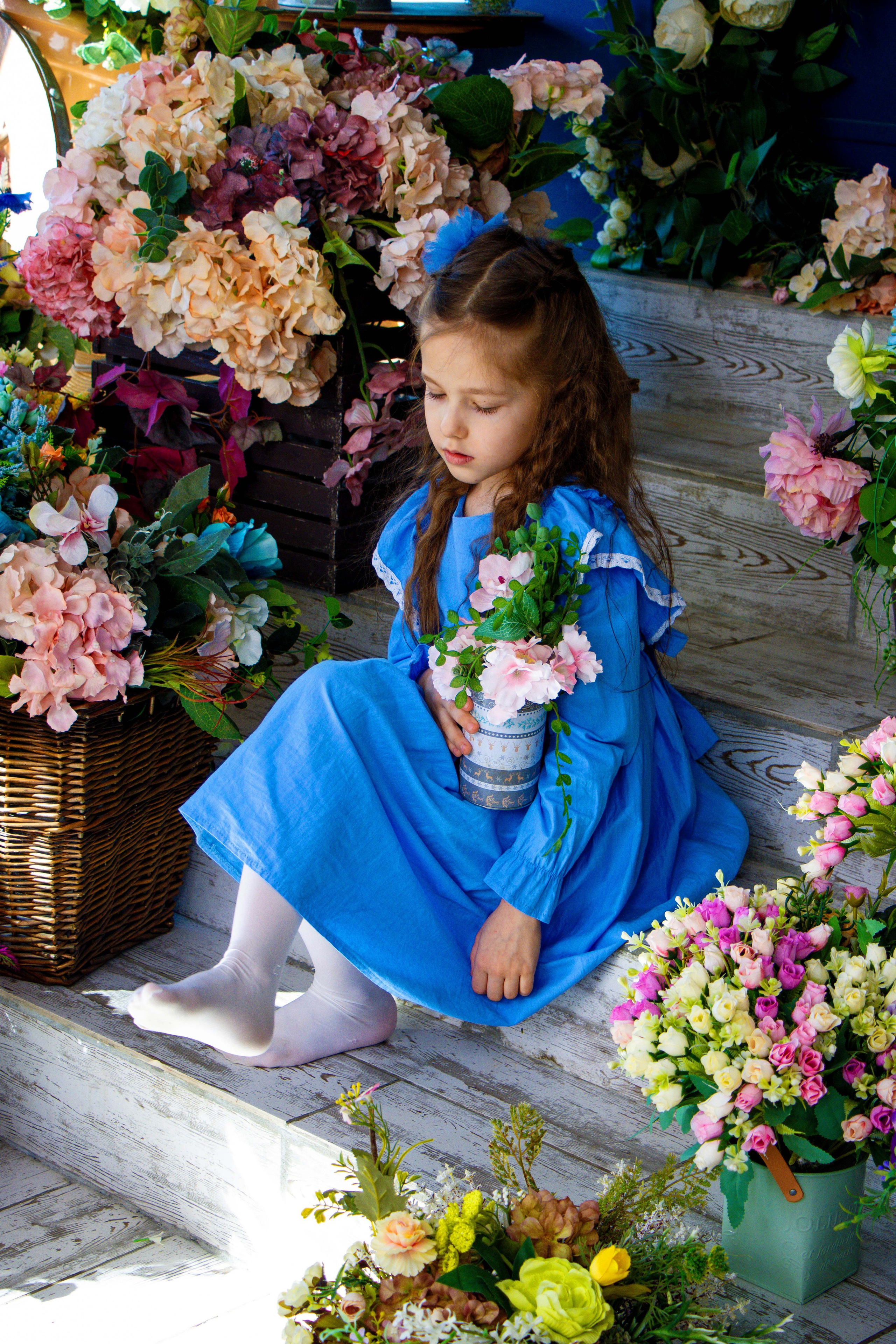 Девчонка в цветах. Фотограф Татьяна Матрос
