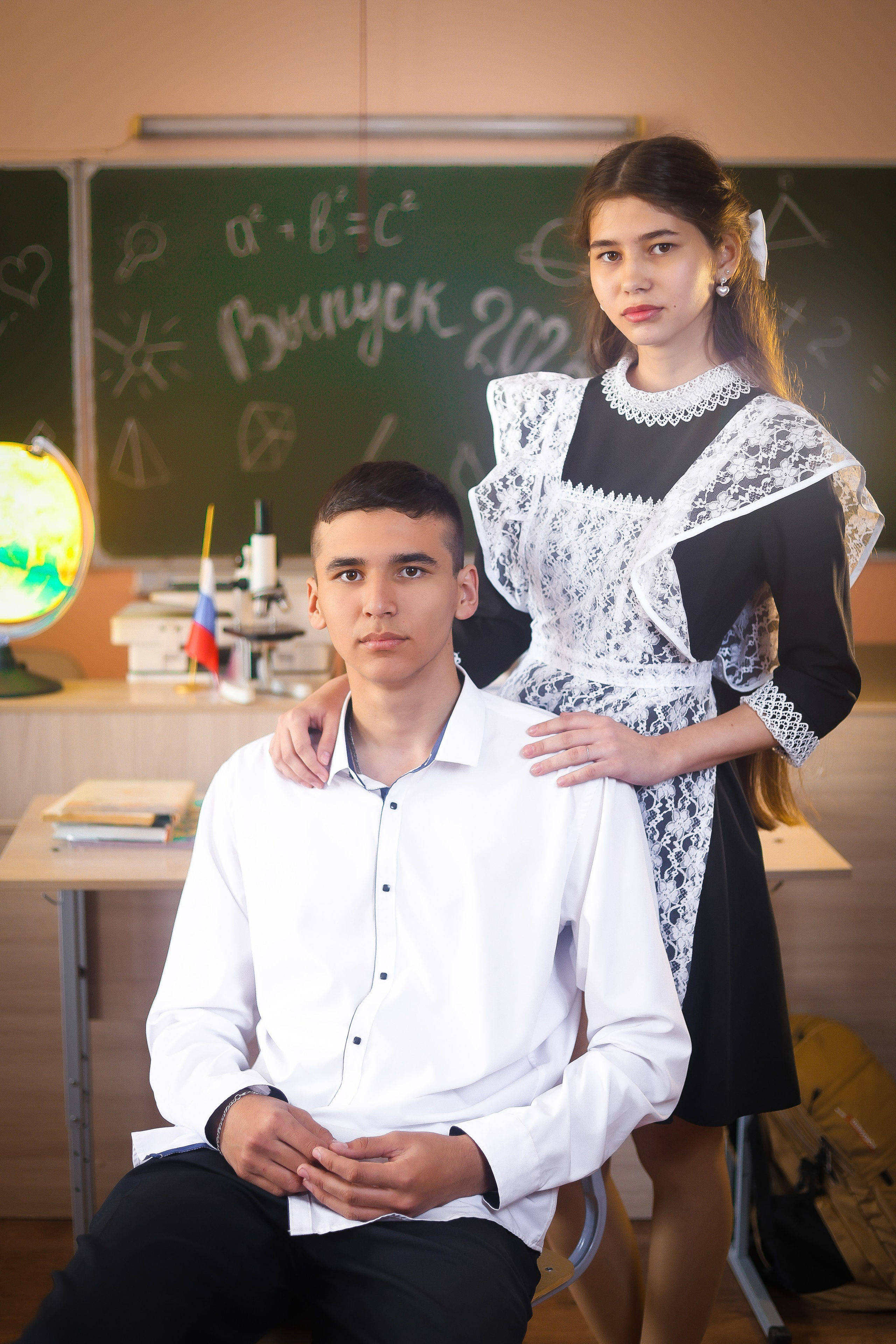 9-11 классы СЪЁМКИ ВЫПУСКНЫХ И ПОСЛЕДНИХ ЗВОНКОВ. Выпускные альбомы для школ и Детских садов в Барнауле /Выпускные/Свадебные/Детские/Семейные и др. виды съёмок /Фотограф Вера Валейко