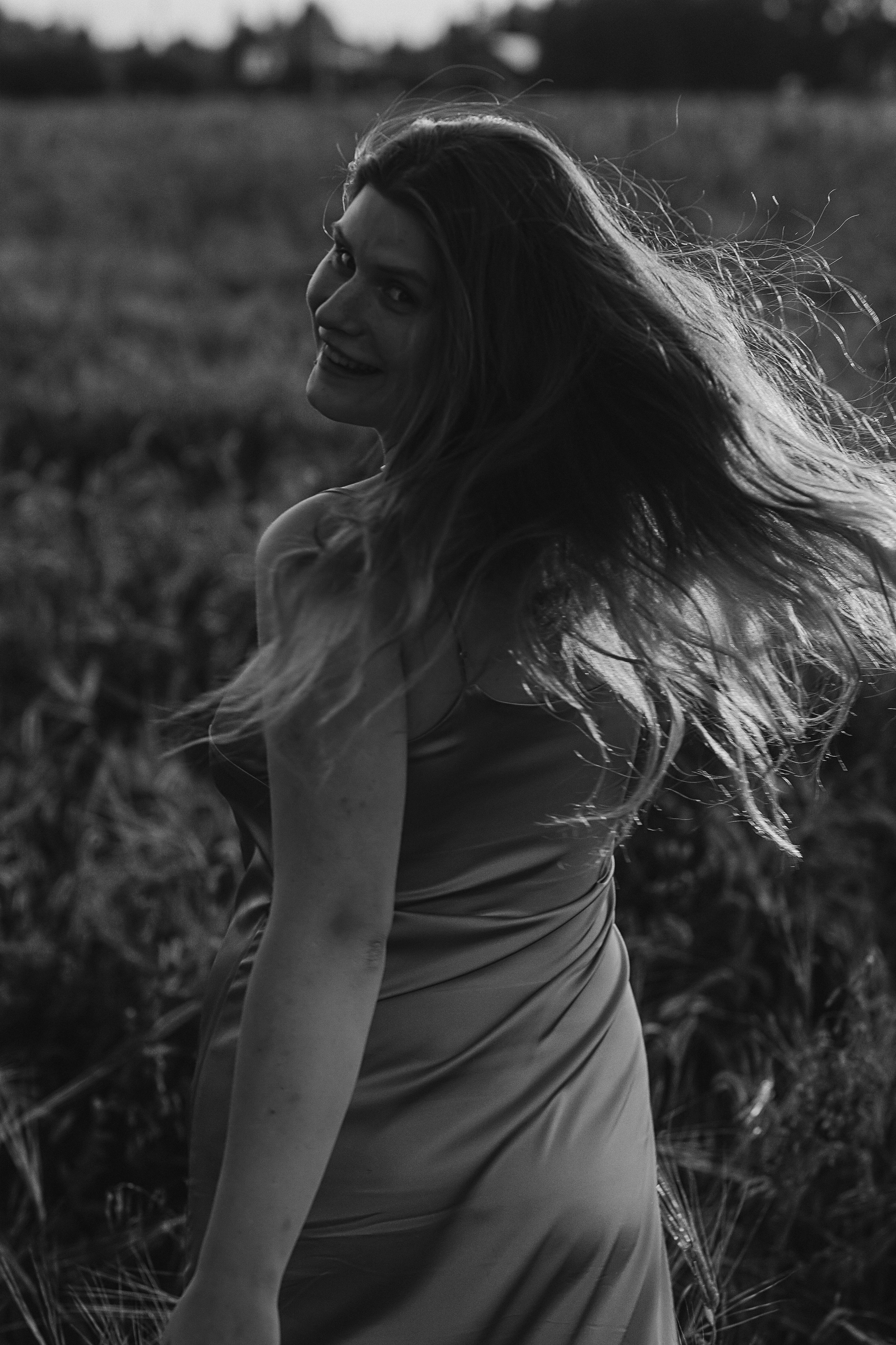 Закатное поле семейная. Семейный фотограф Тюмень, фотограф на роды Салмина Мария