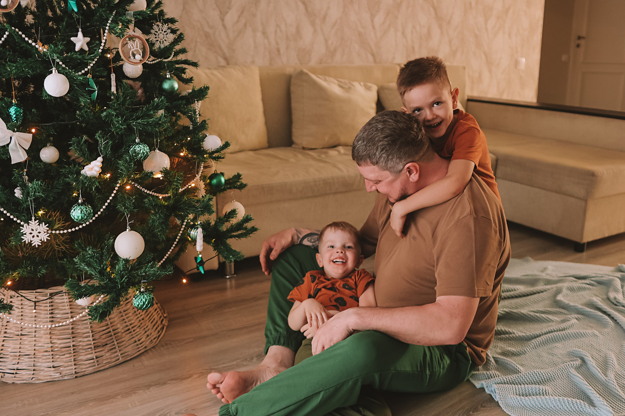 Команда. Семейный фотограф Тюмень, фотограф на роды Салмина Мария