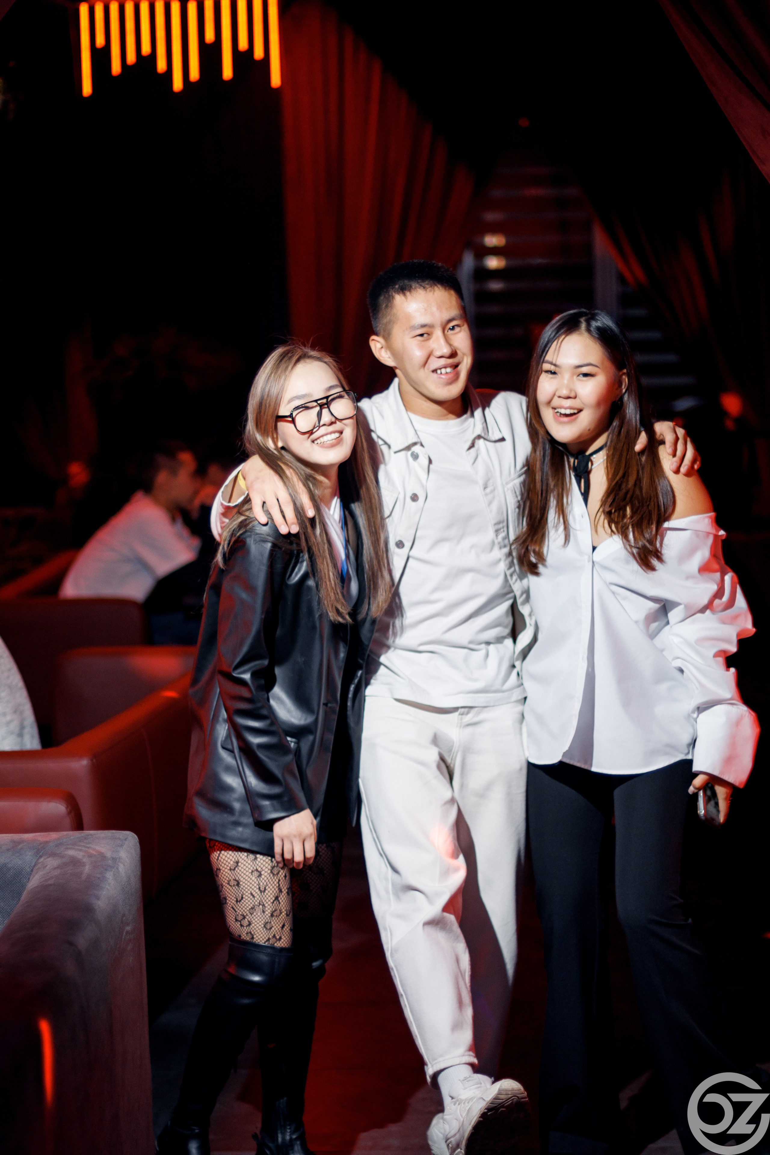 Olon Zon — Club Soprano. Свадебный фотограф в Иркутске Бобылев Никита