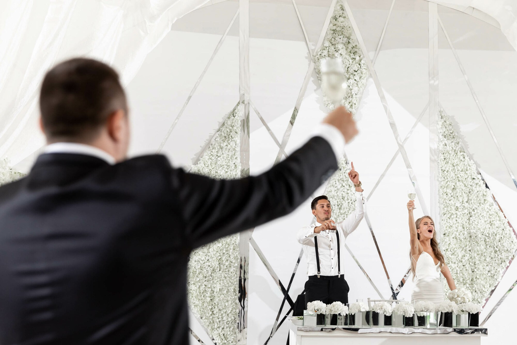 Стильная свадьба со сборами в гостинице Эрмитаж. Свадебный фотограф в Санкт-Петербурге и Москве Андрей Нестеров