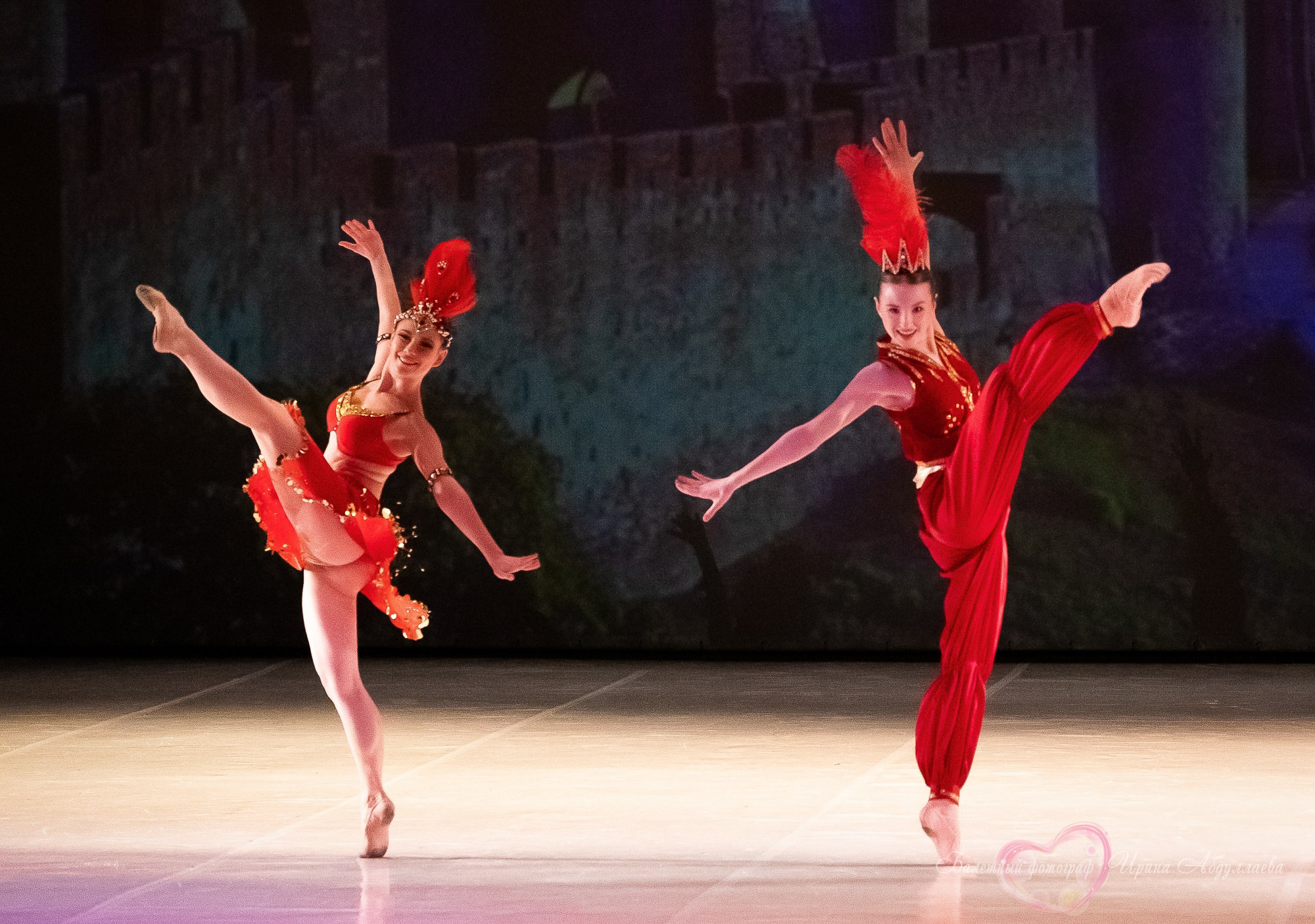 Хореографический колледж ЛЕДЯХ «НАСТАВНИКИ»