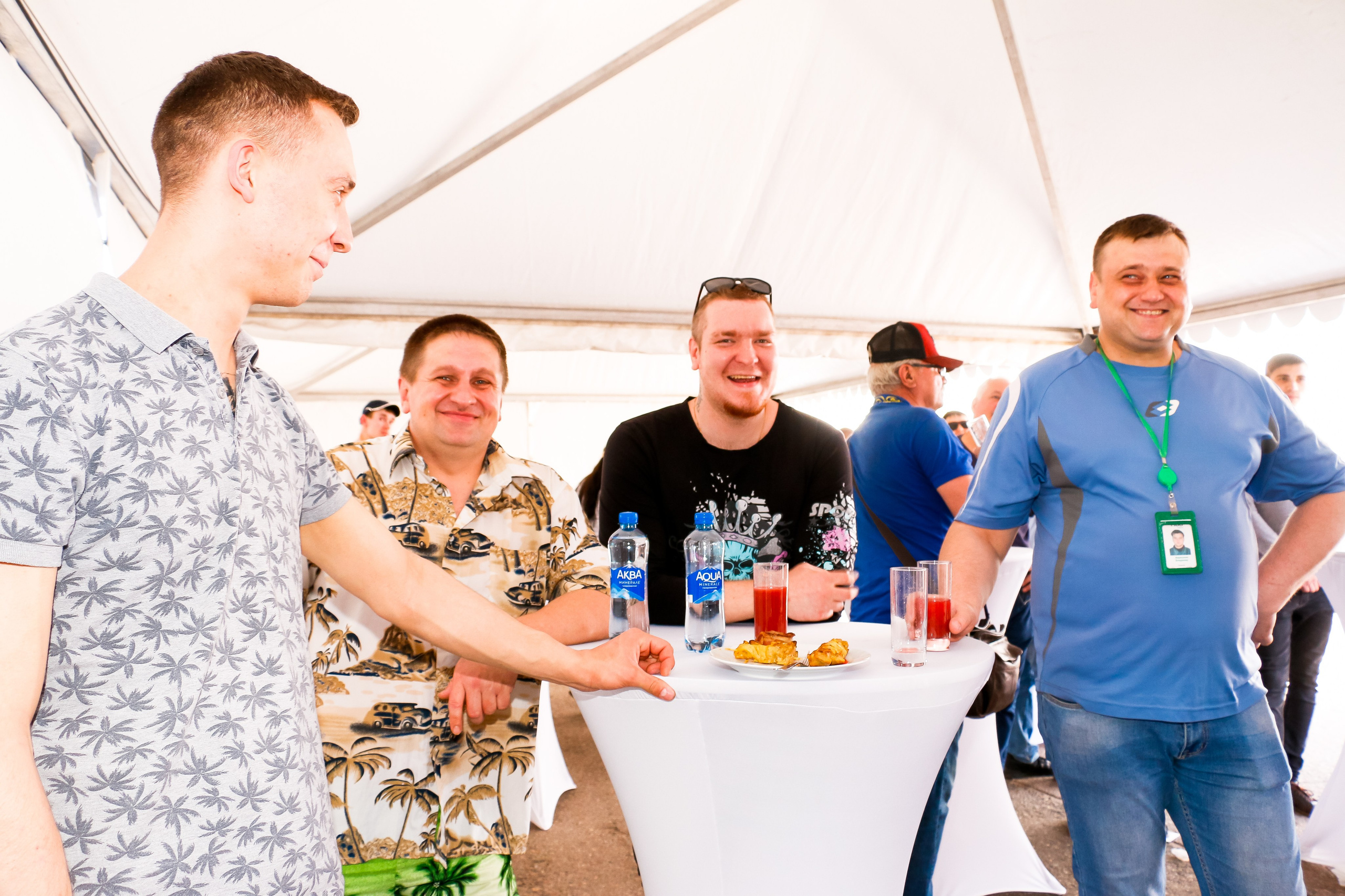 Корпорация МАЙ. Мария Ткаченко. Документальная фотография