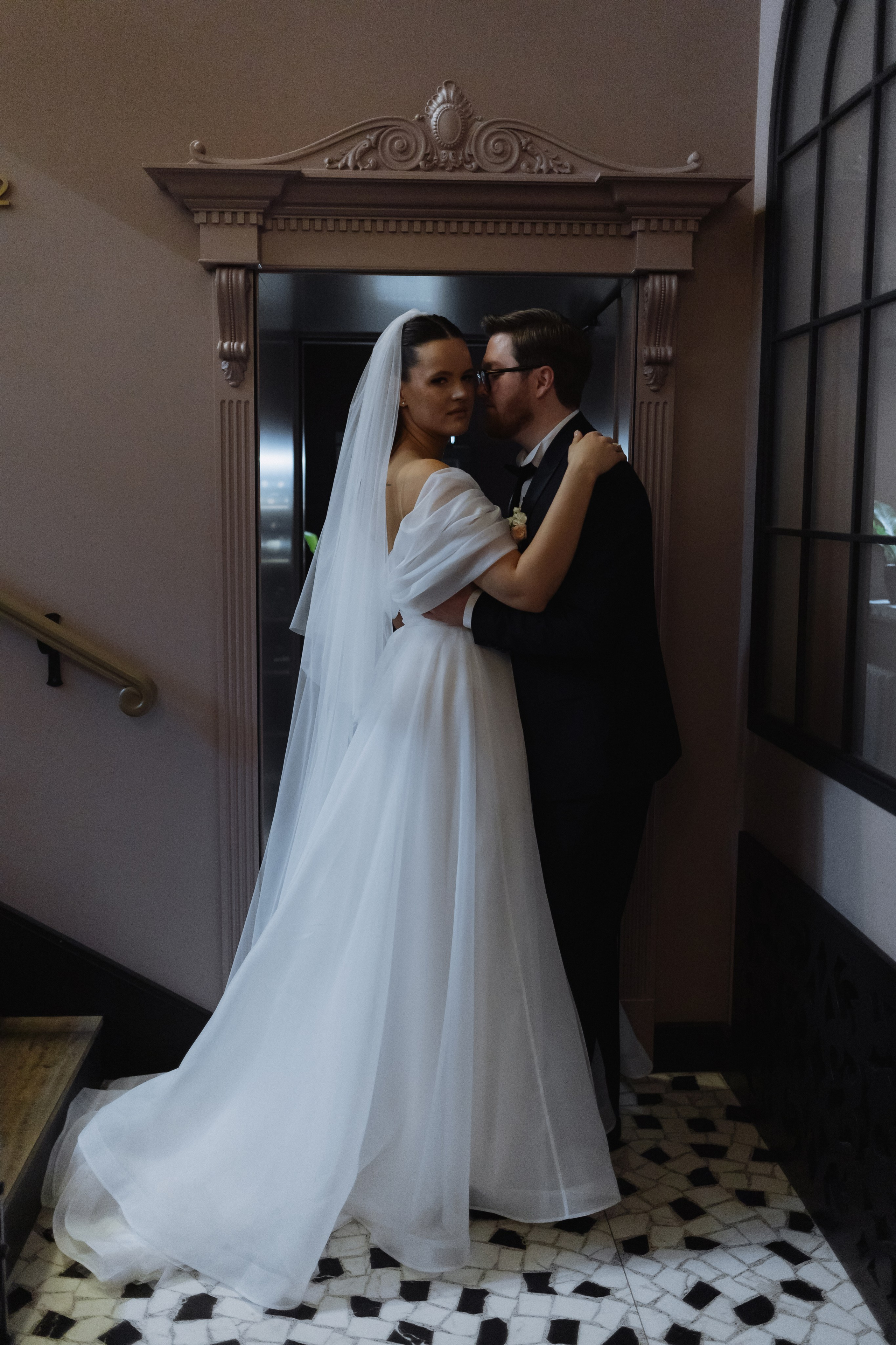 Свадебная фотосессия в Минске в итальянском ресторане La Scala