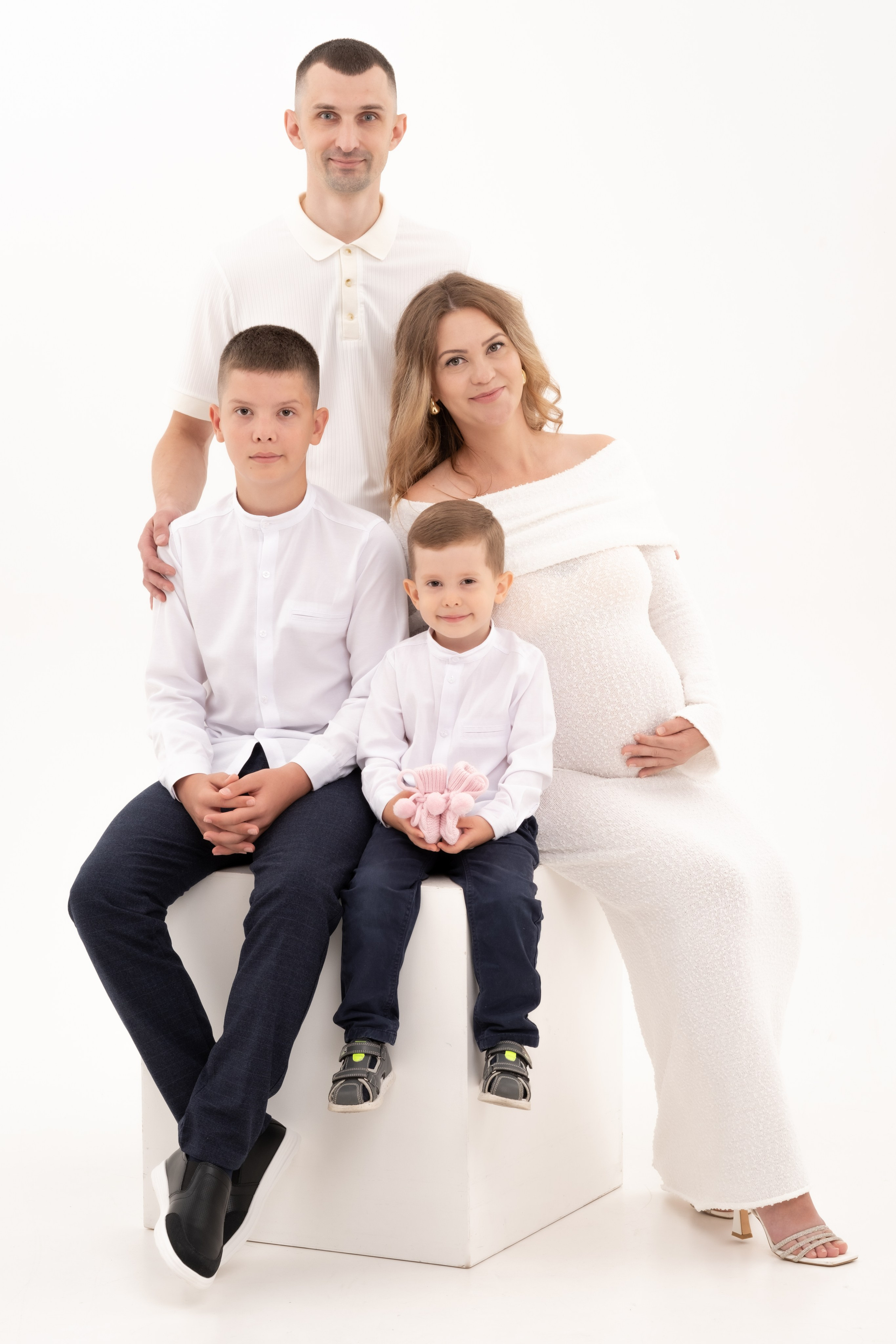 В ожидании чуда. Фотограф Елена Дегтярева. Семейная, детская и школьная фотография в Тюмени. Яркие и живые снимки, которые сохранят историю вашей семьи