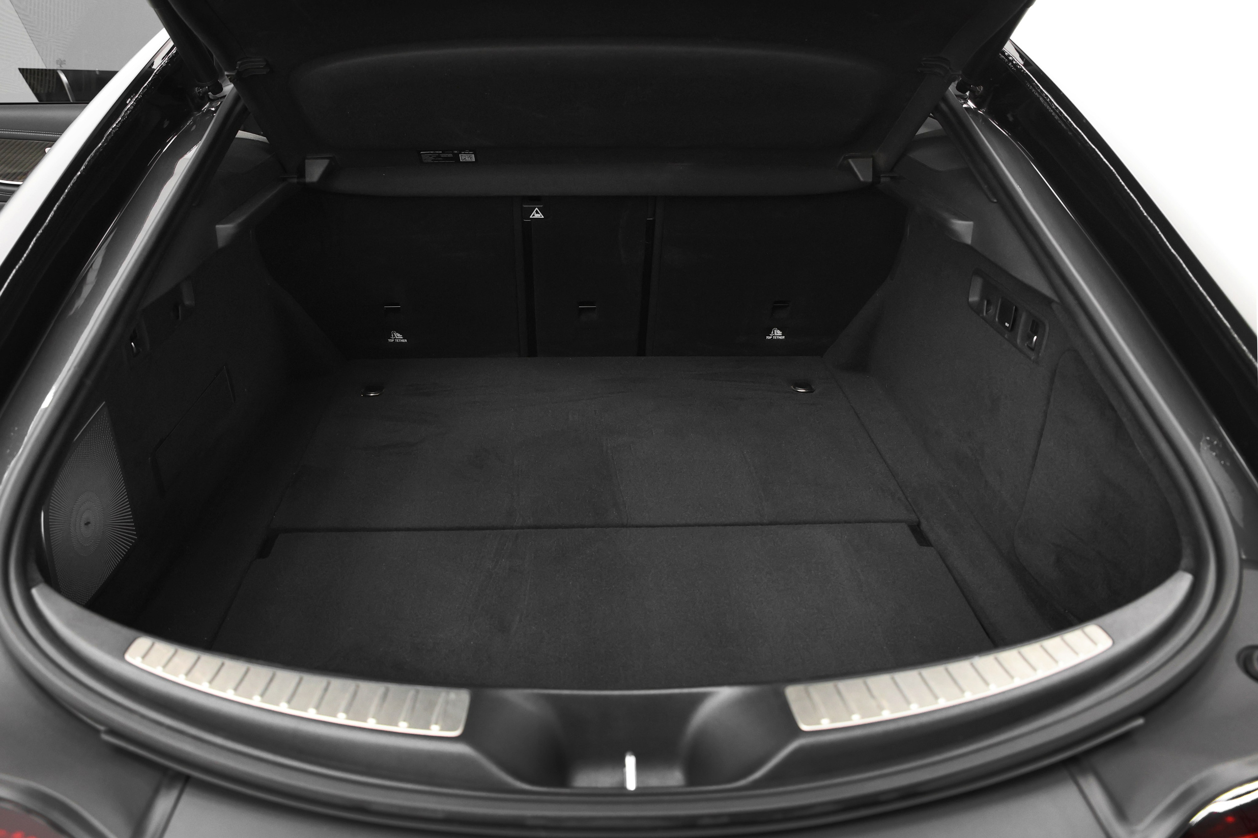 2019 MERCEDES BENZ GT63s AMG. Mixturecaptures